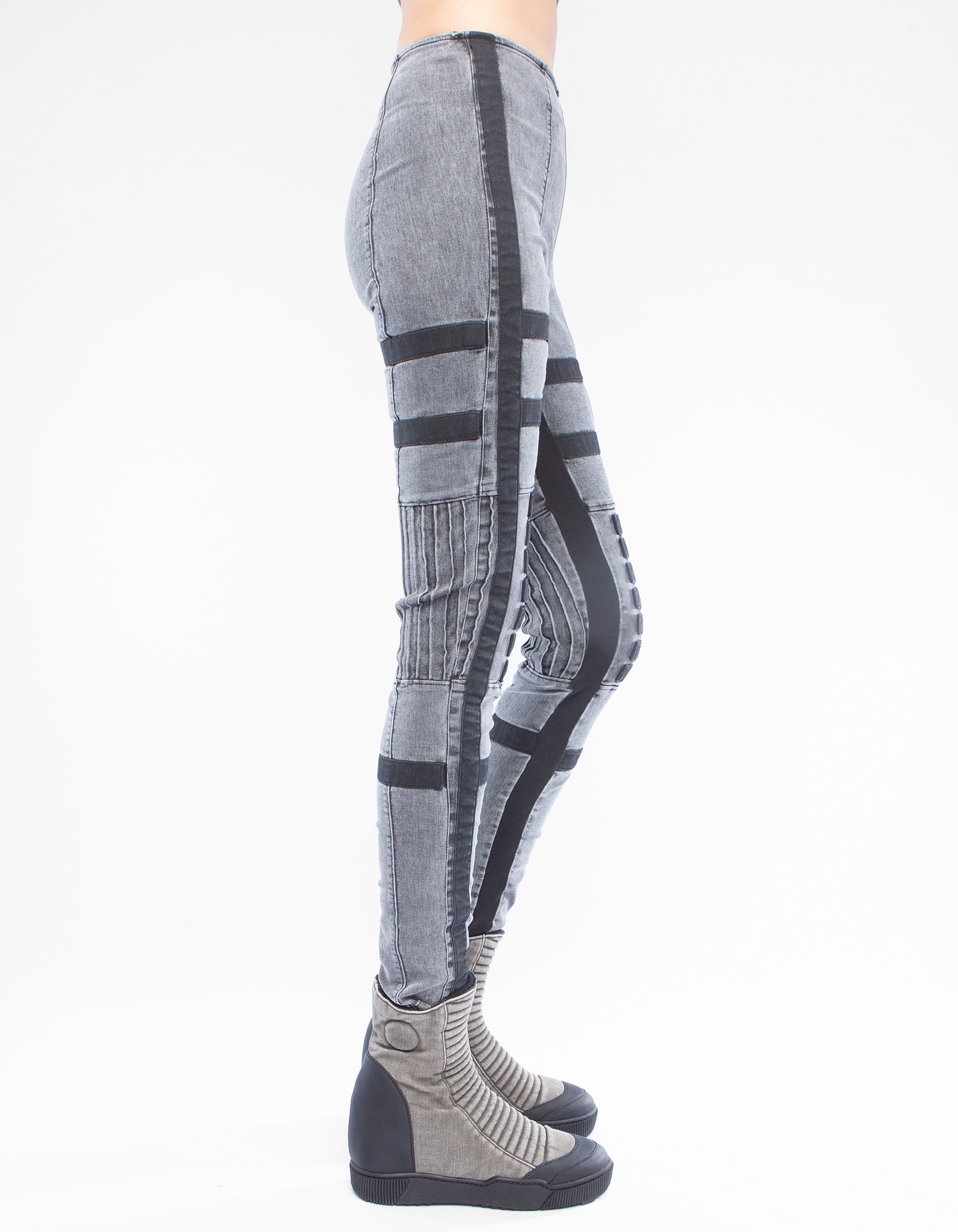 JEANS CONTRAST UNIFORM