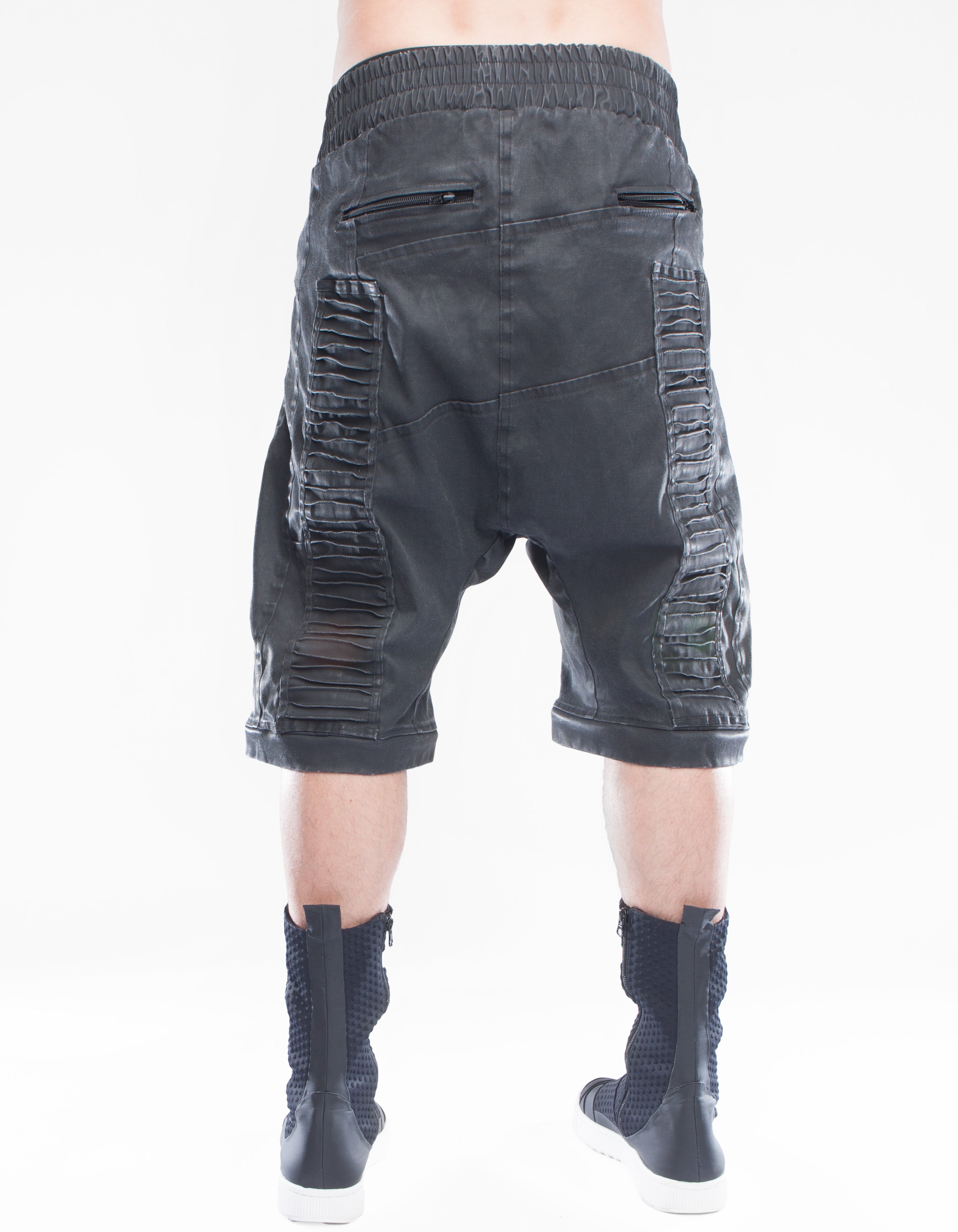 JEANS DETACHED ENGINE