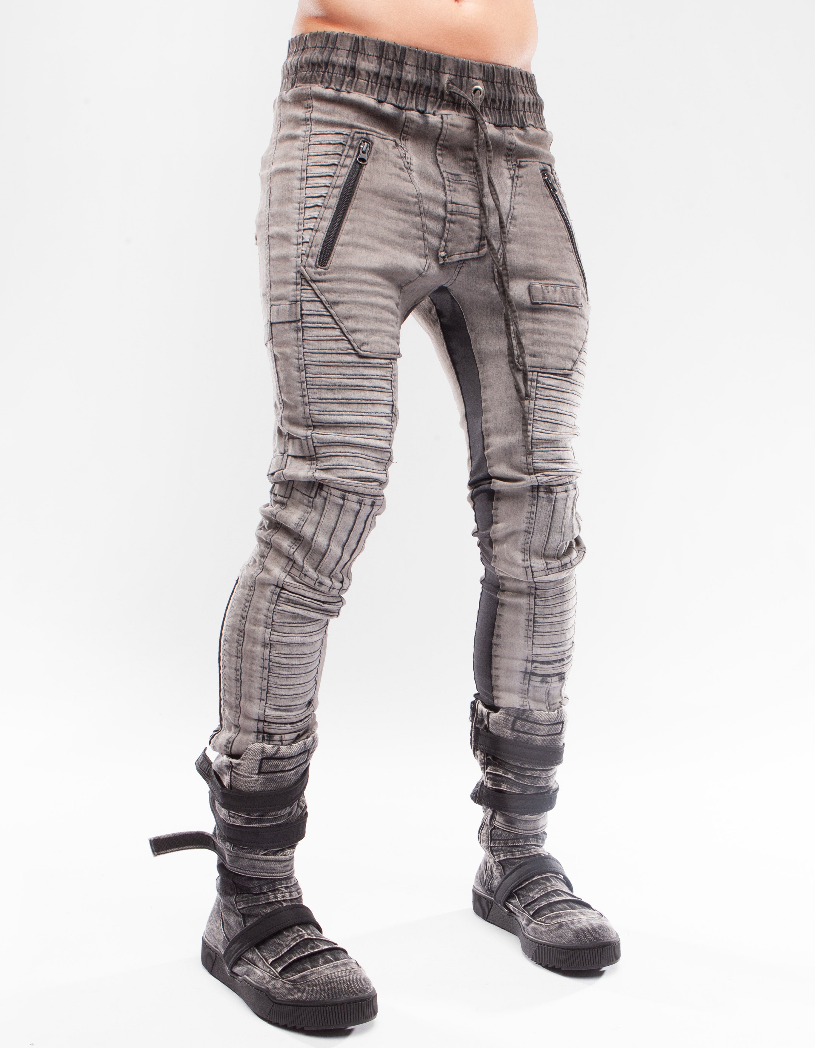 JEANS FIT RIDE IN