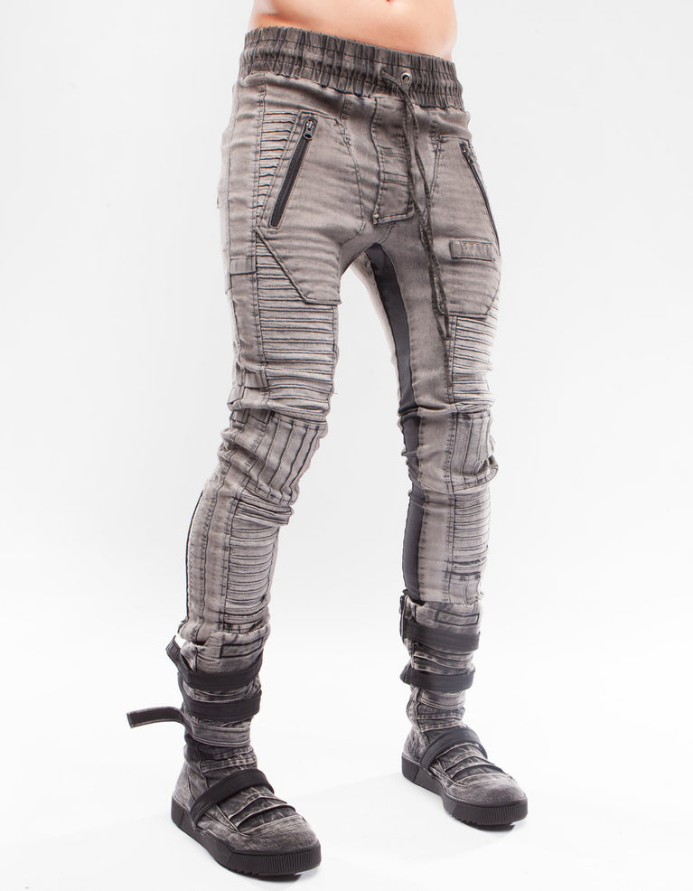JEANS FIT RIDE IN