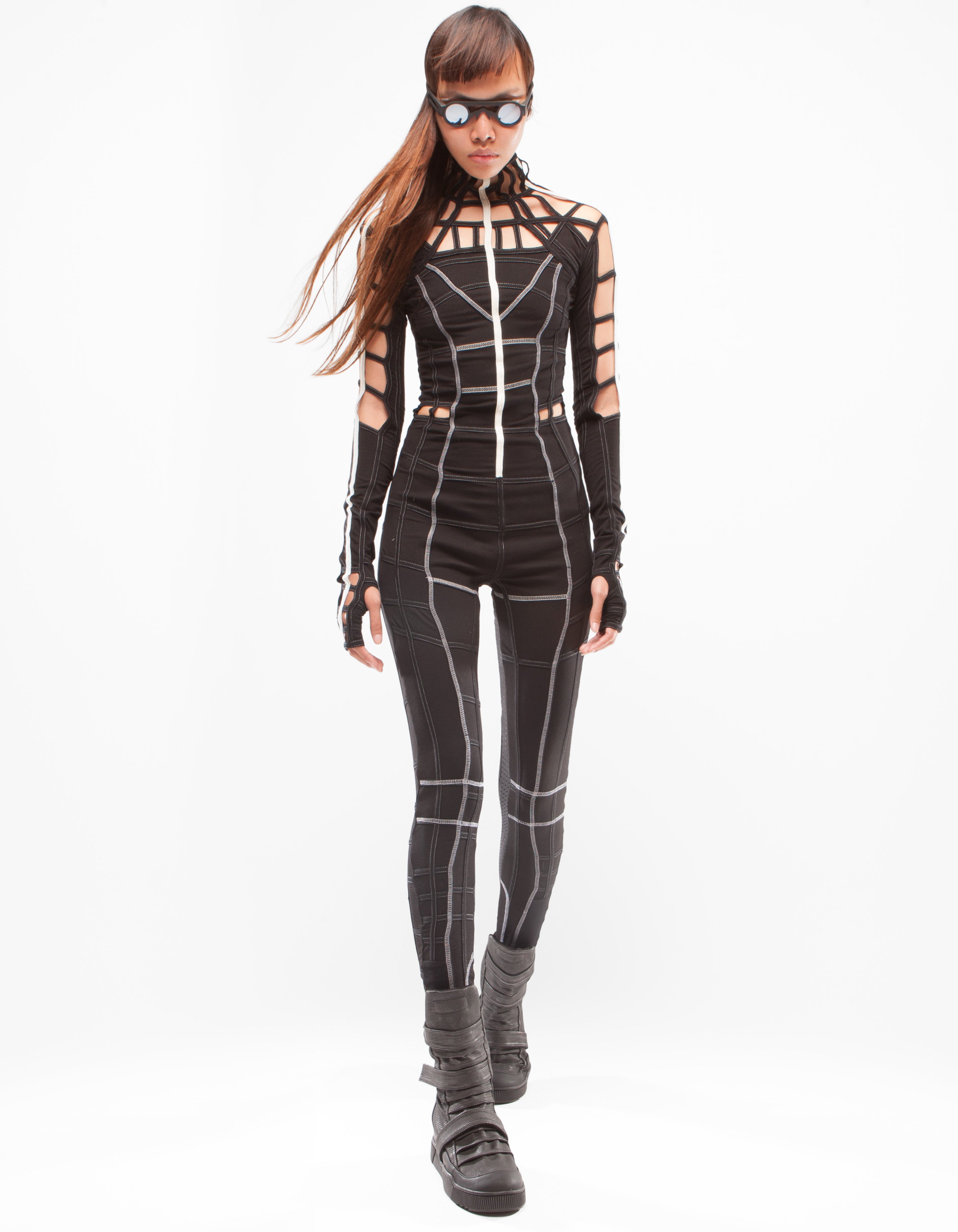 OVERALL BLACK GRID