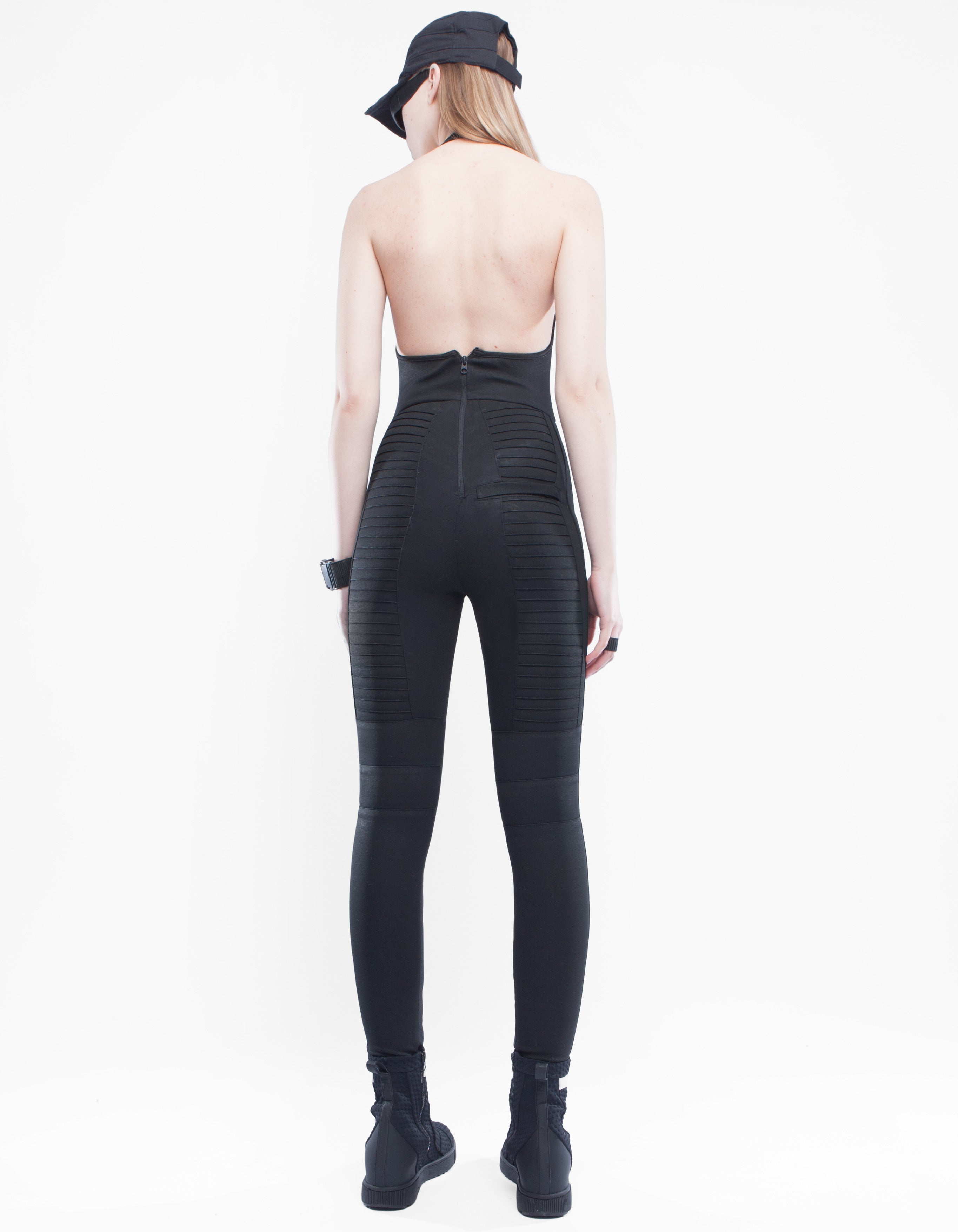 OVERALL V SATORI BLACK