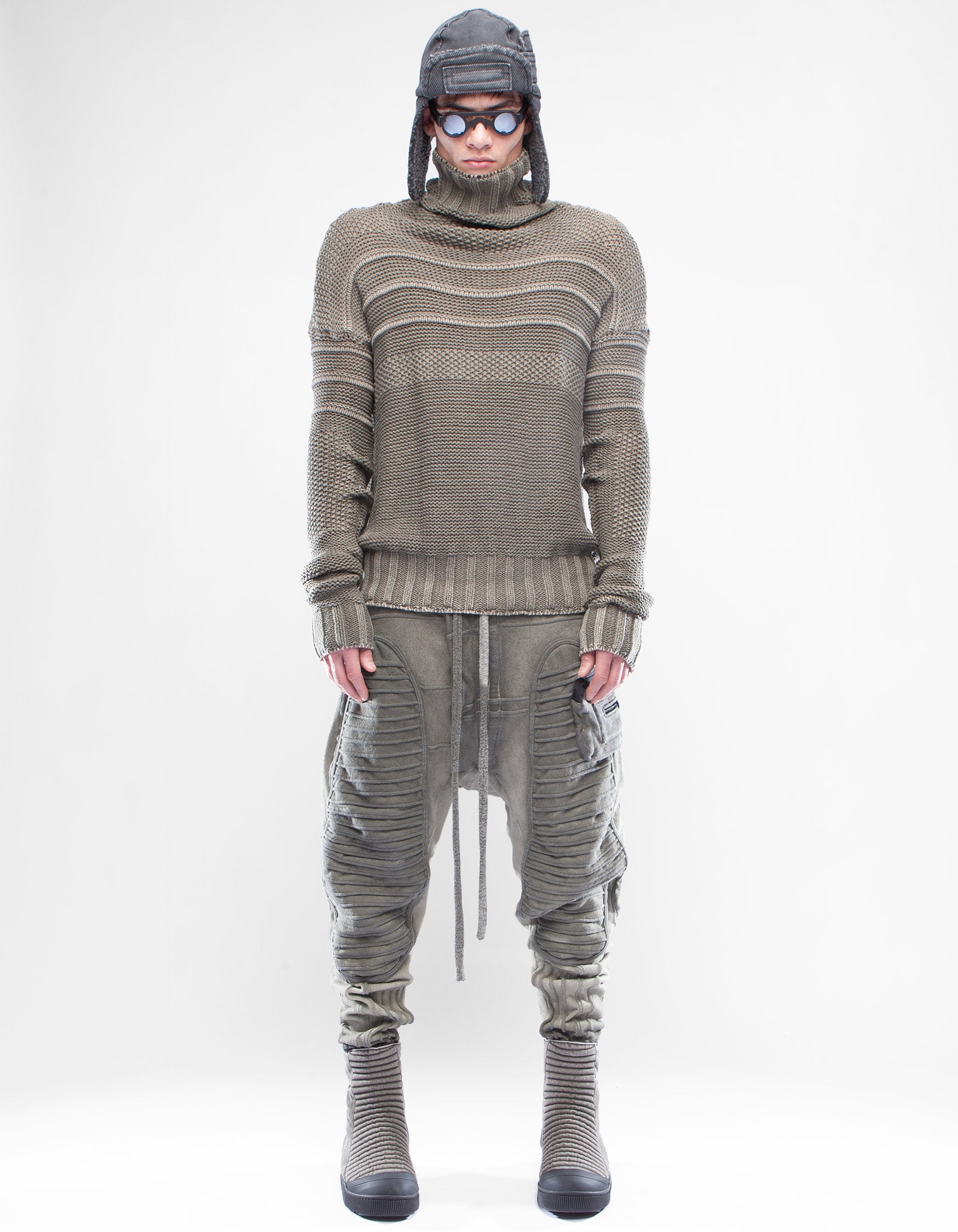 PULLOVER EARTH GATEWAY