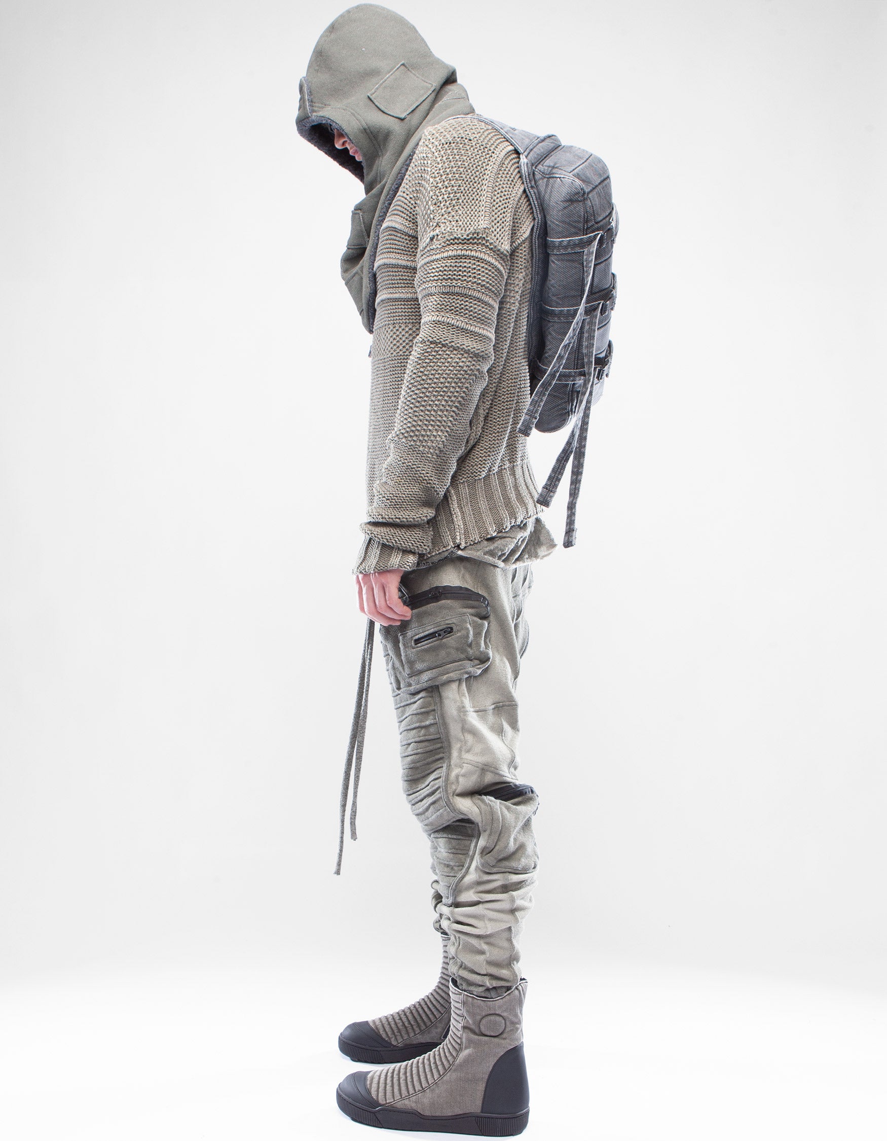 PULLOVER EARTH GATEWAY