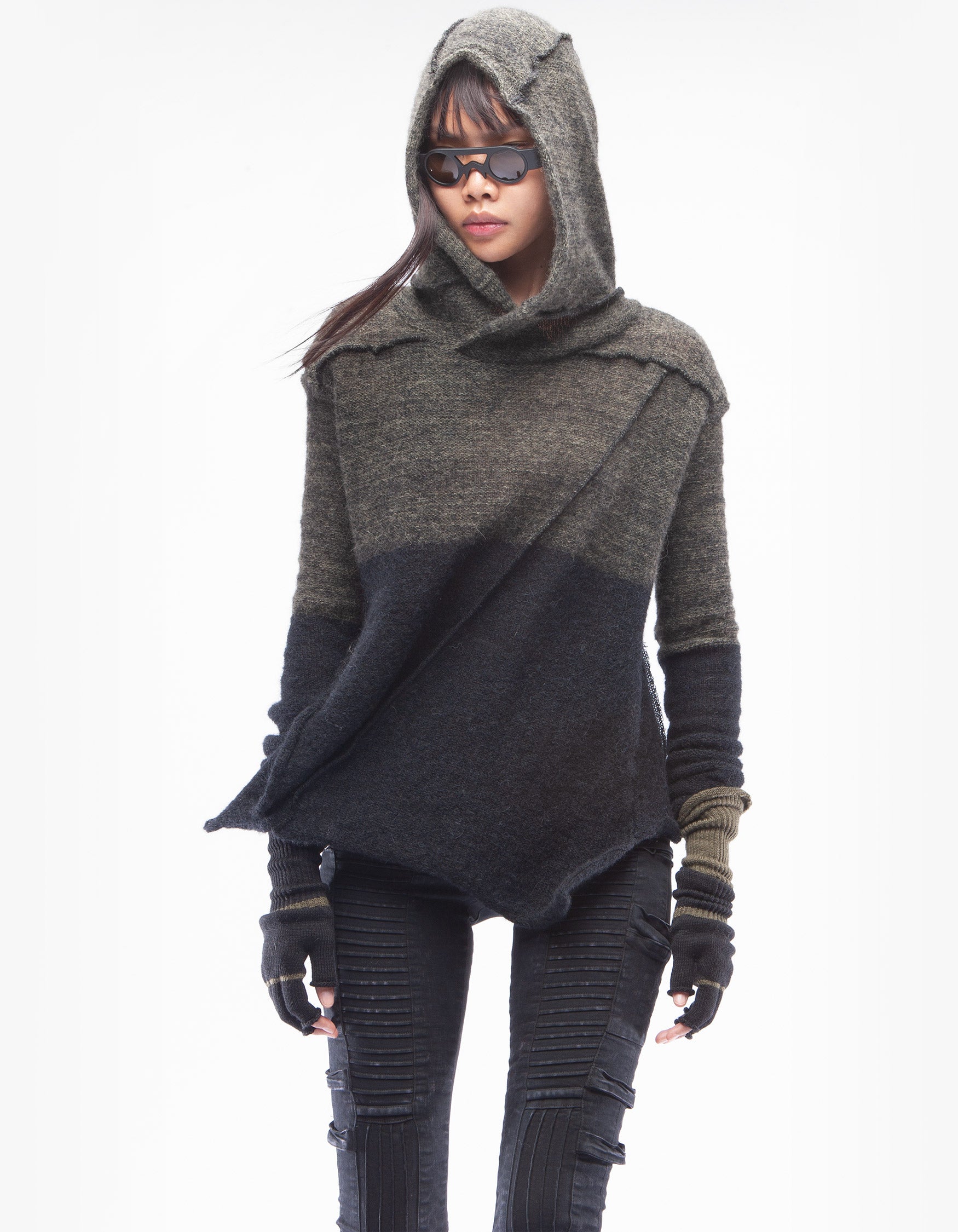 PULLOVER GALAXY HOOD