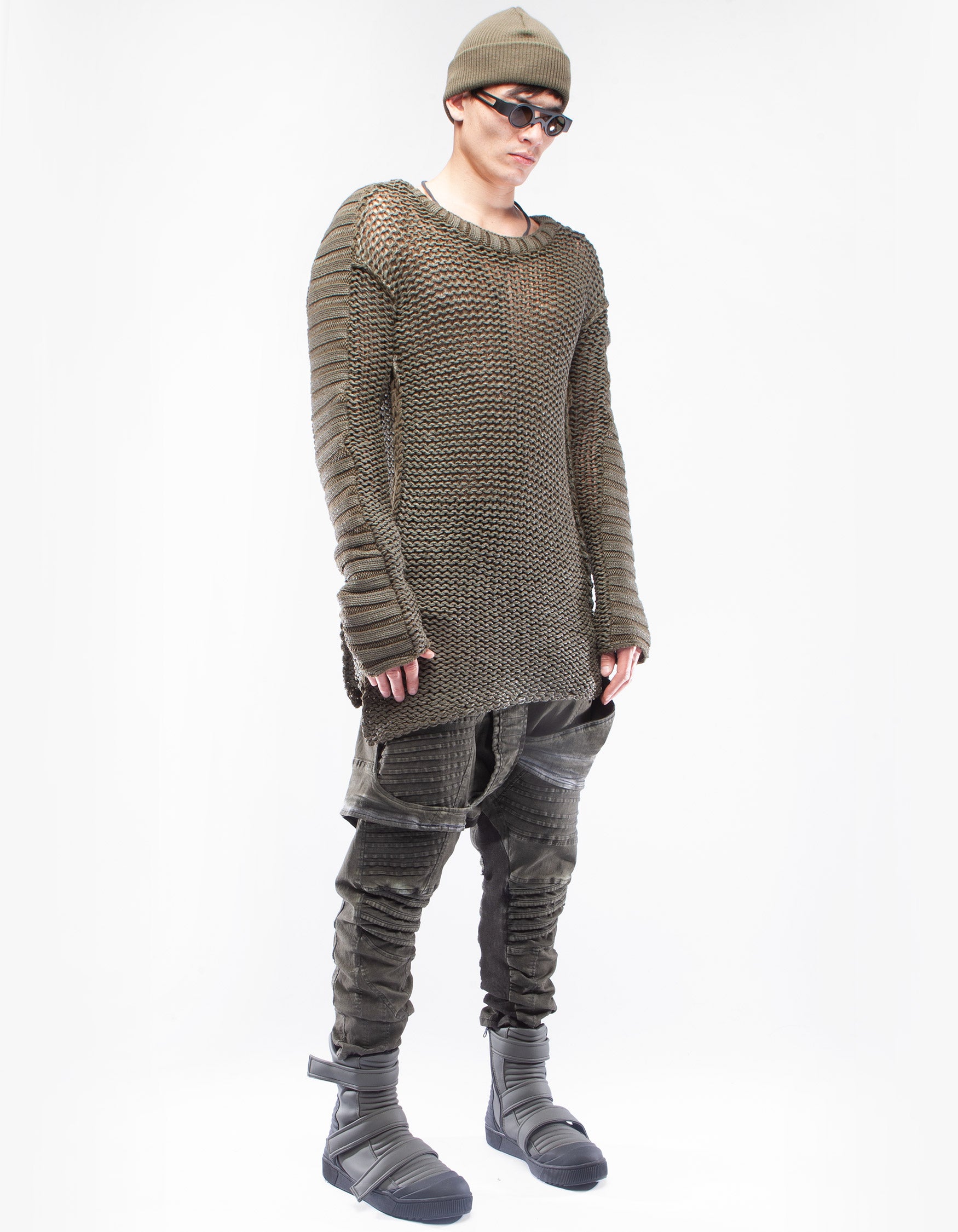 PULLOVER VARNISH