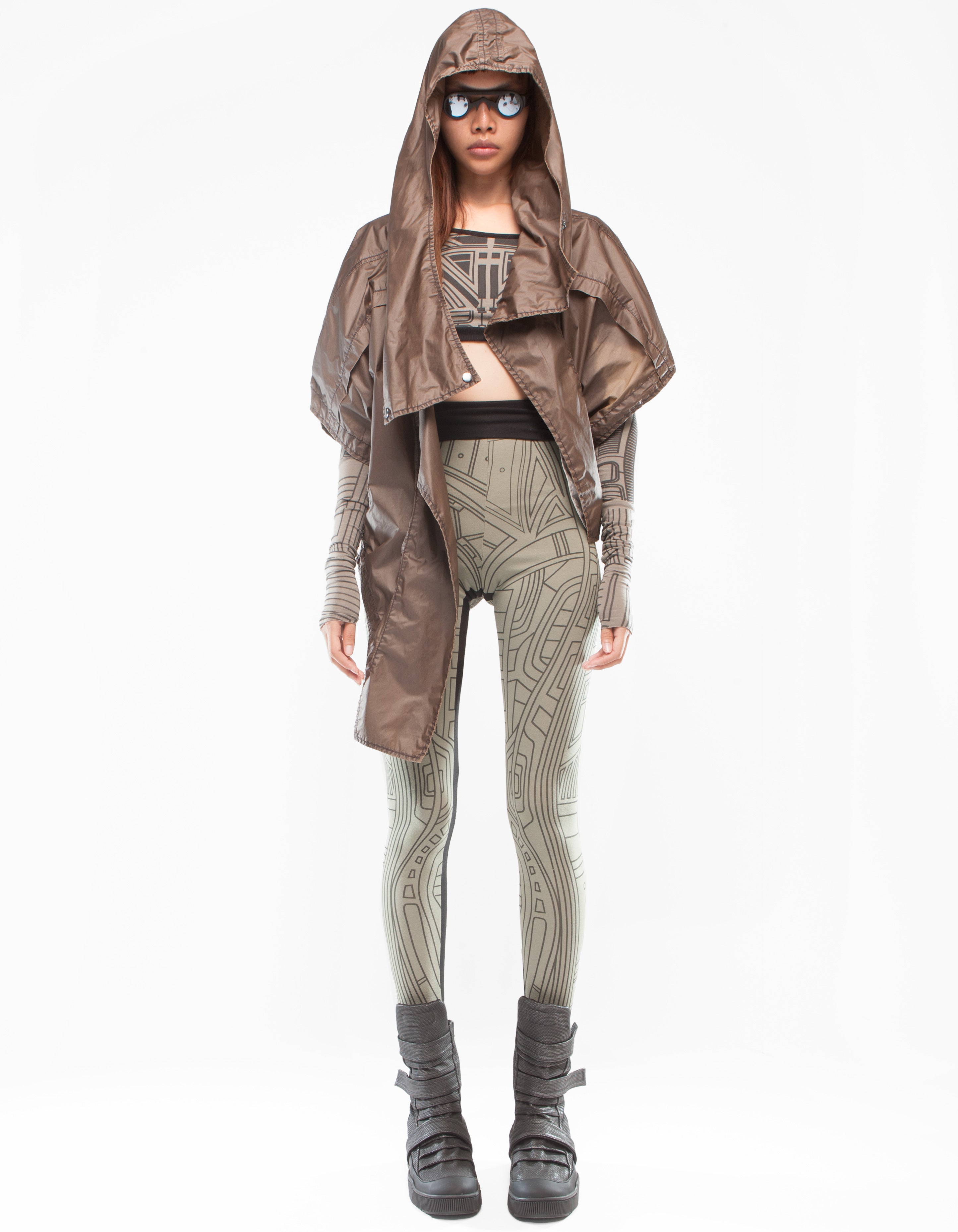 RAINCOAT BROWN BUG