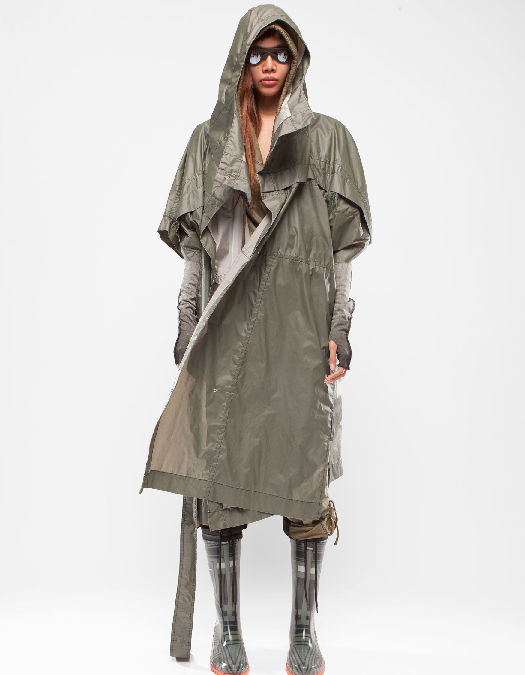 RAINCOAT GREEN BUG W