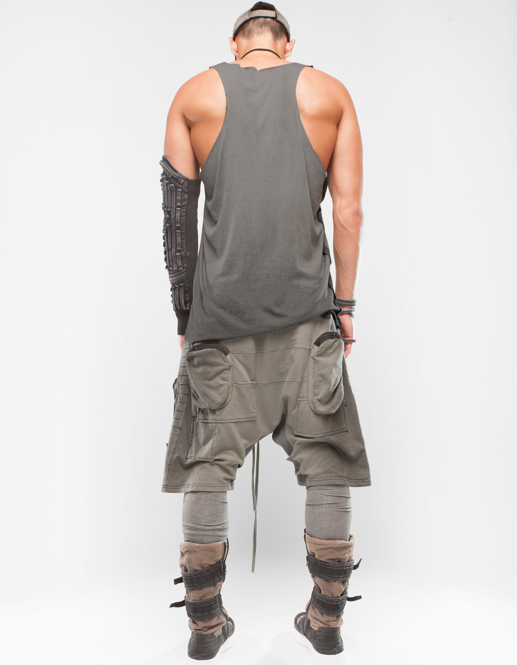 RIB VEST GREY