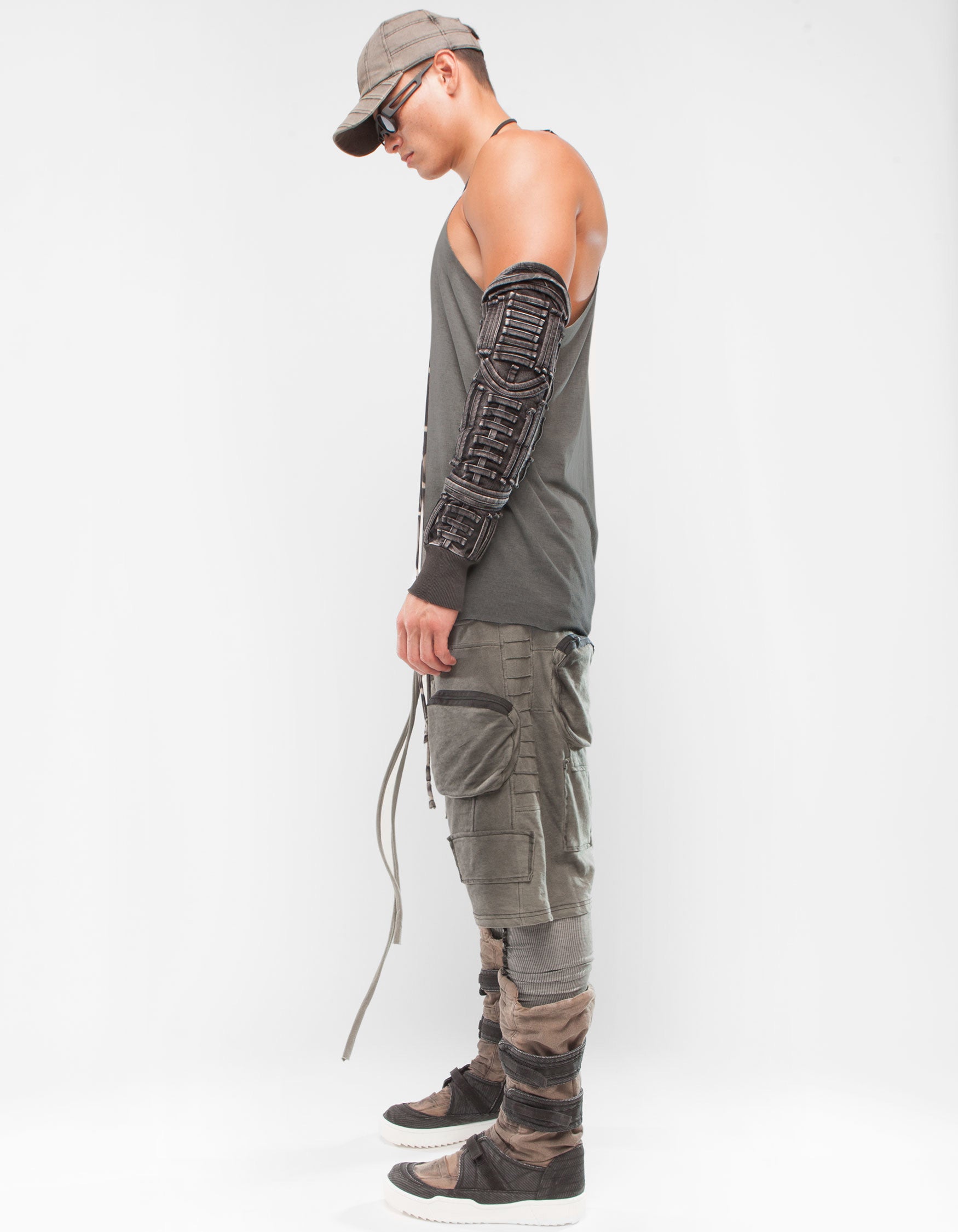 RIB VEST GREY