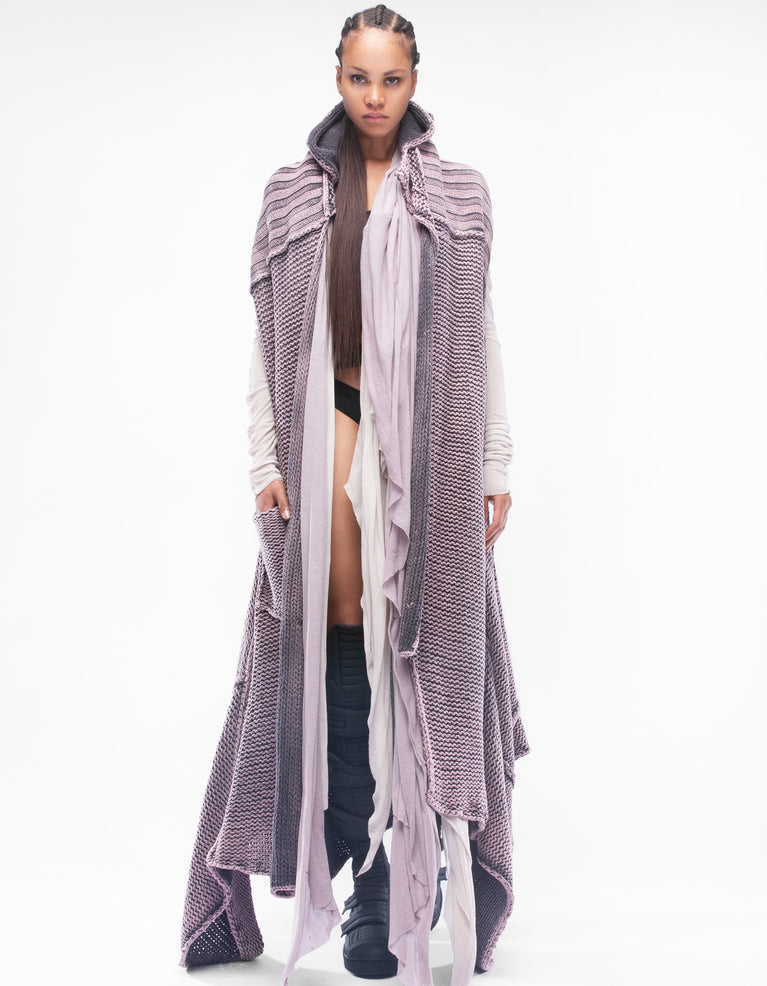 ROBE ASHTAR
