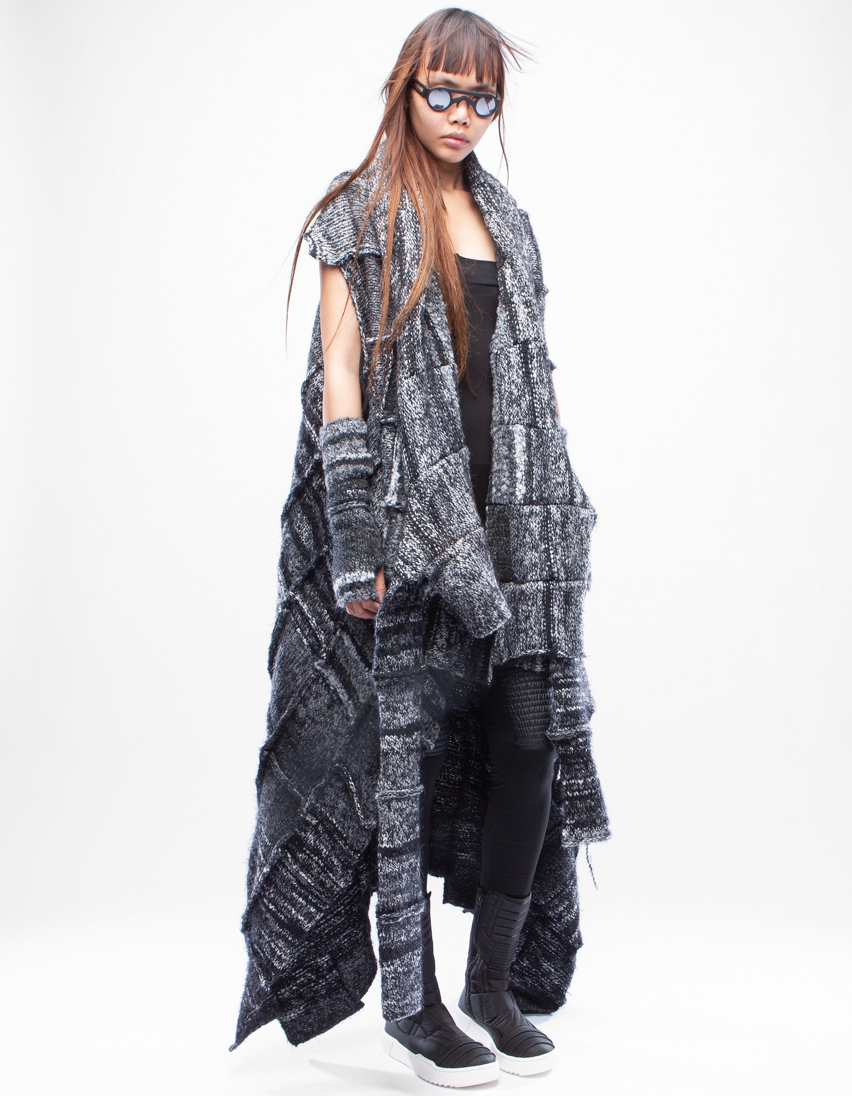 ROBE AWARE