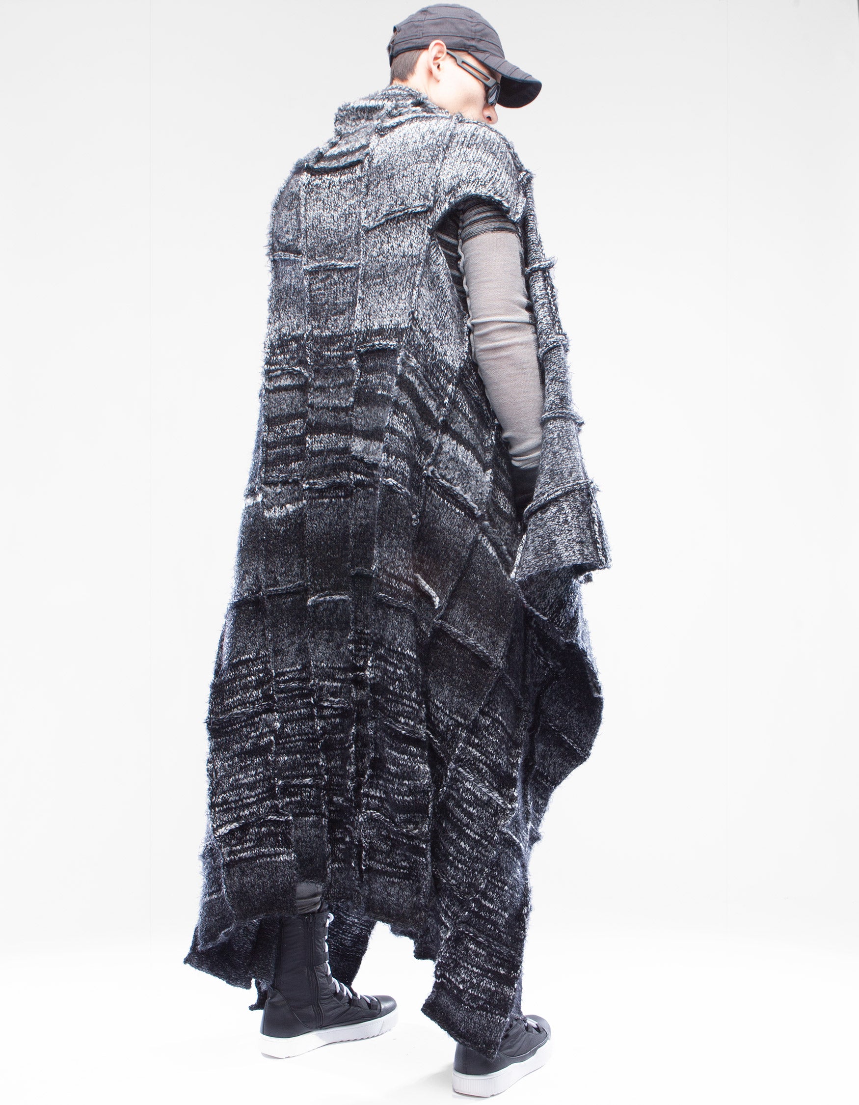 ROBE AWARE