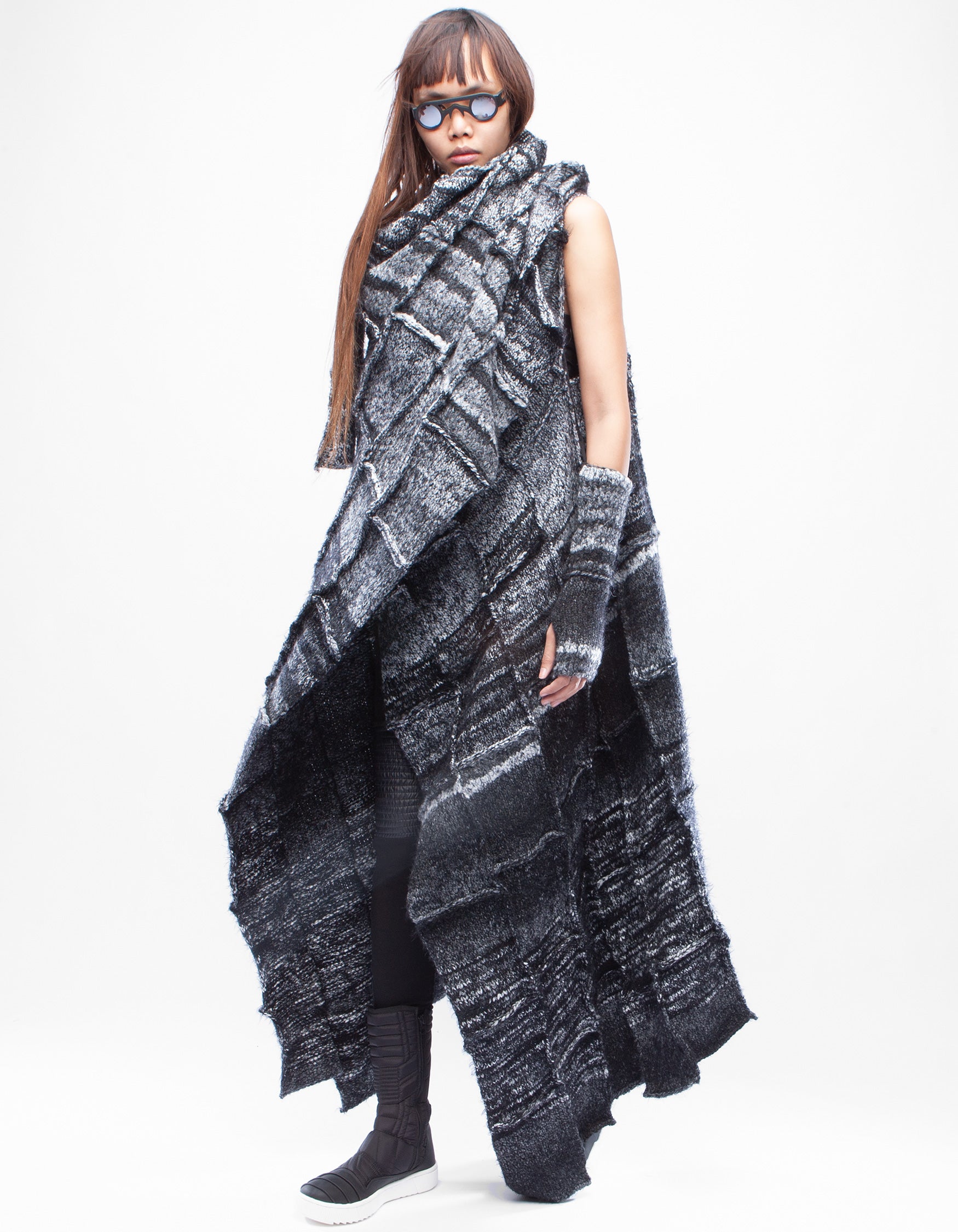 ROBE AWARE