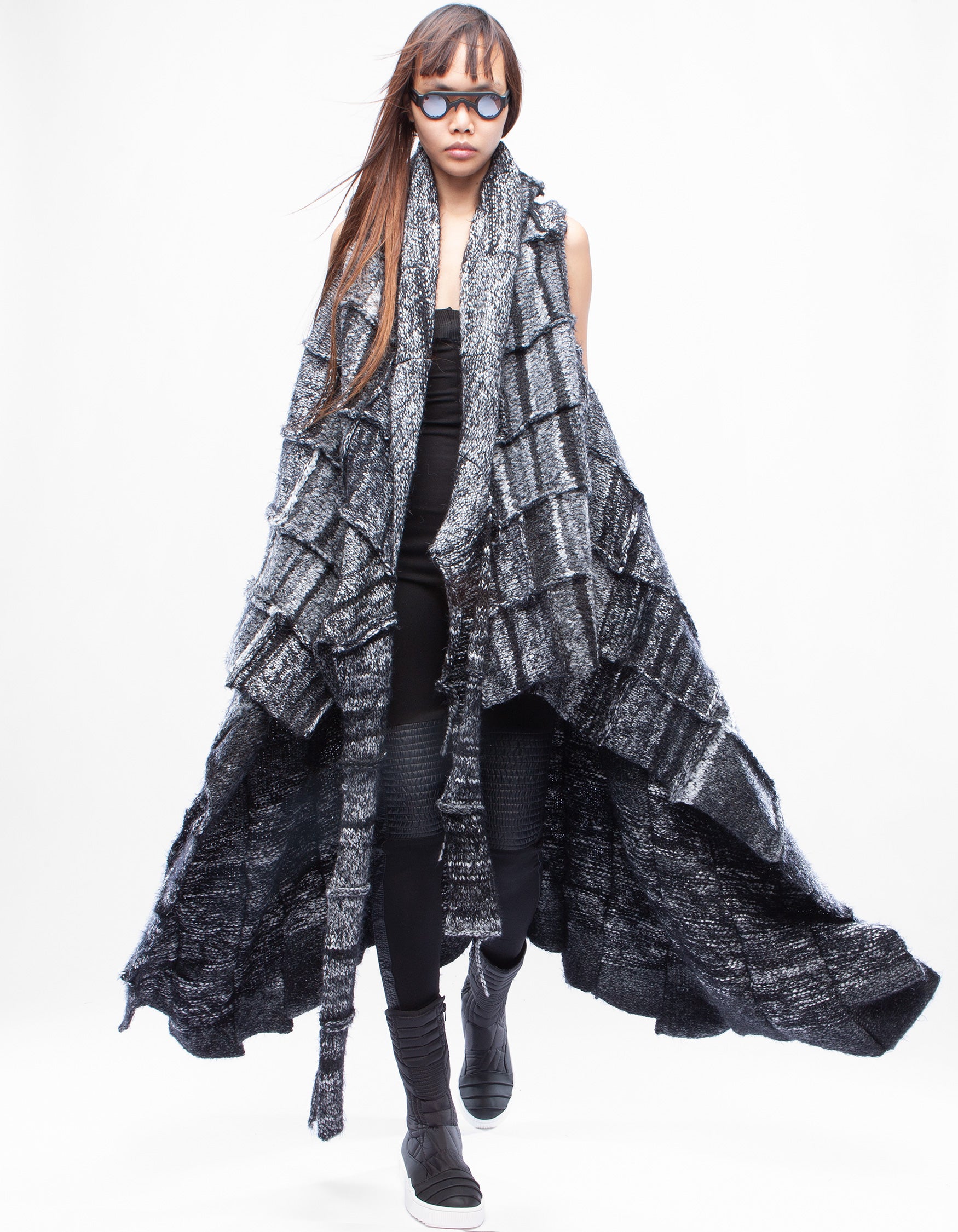 ROBE AWARE