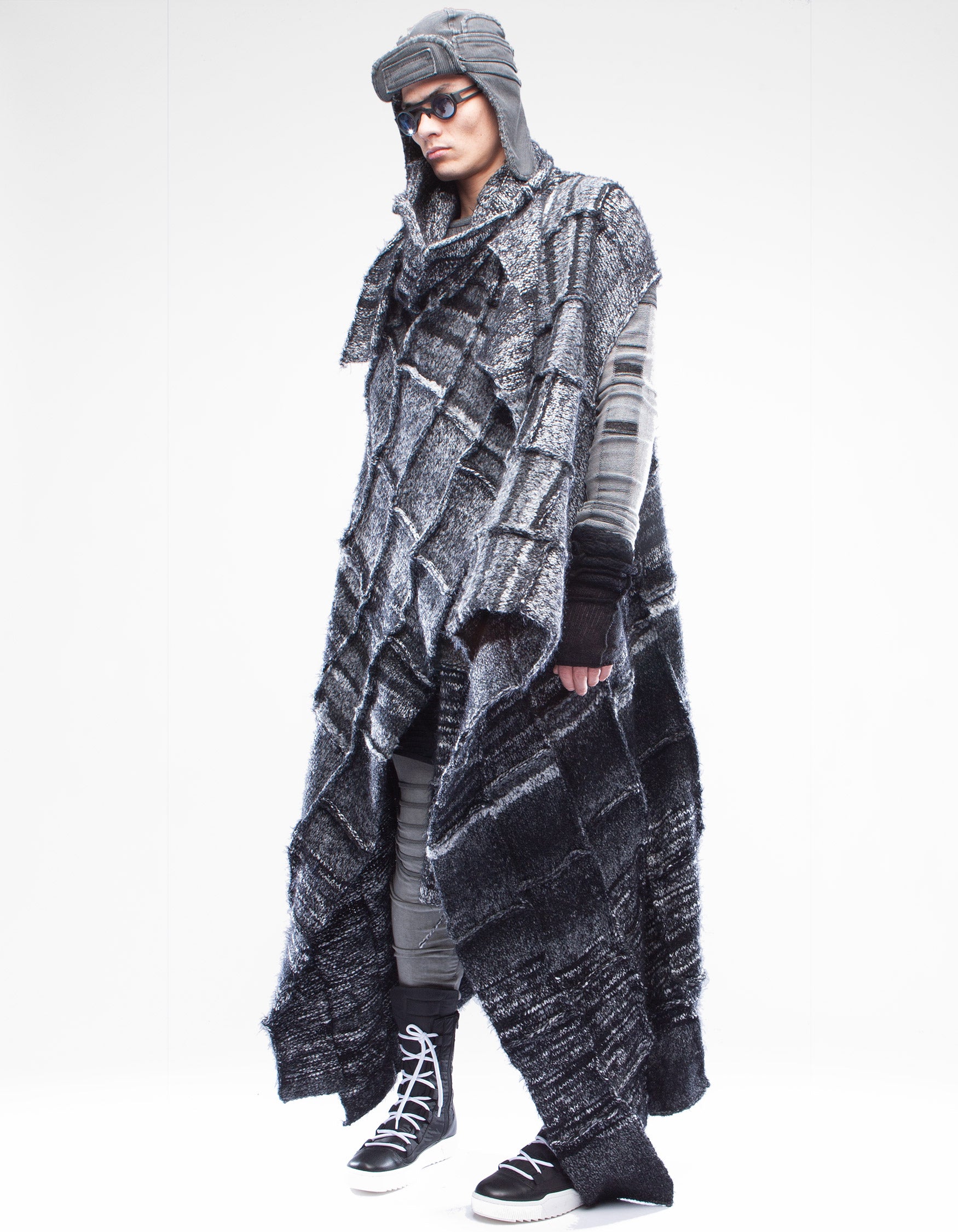 ROBE AWARE