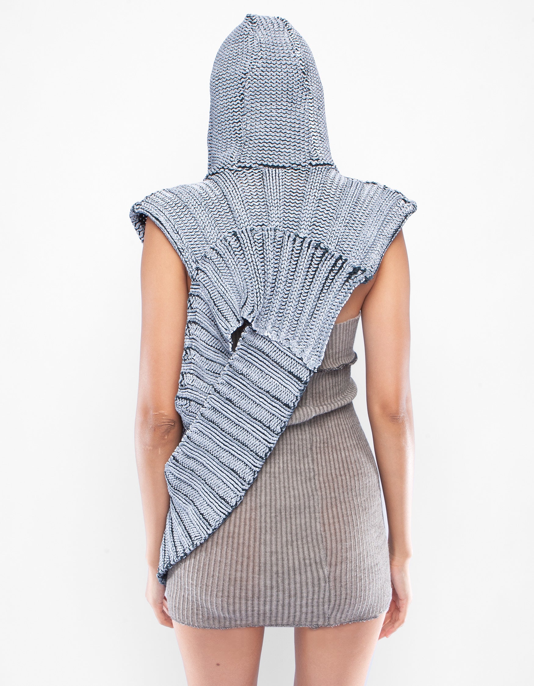 SHAWL HOOD INSIGHT
