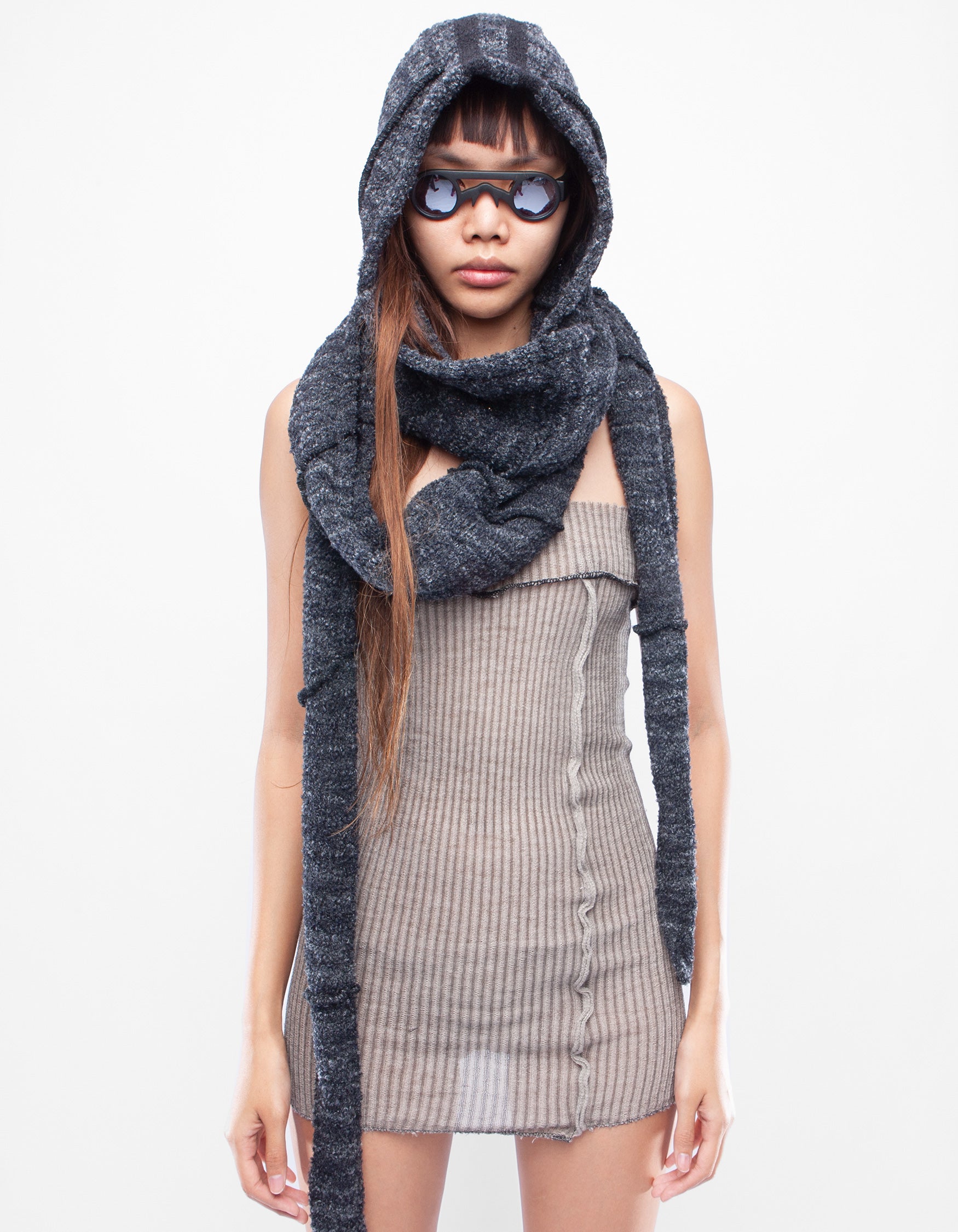 SHAWL HOOD RESONANCE