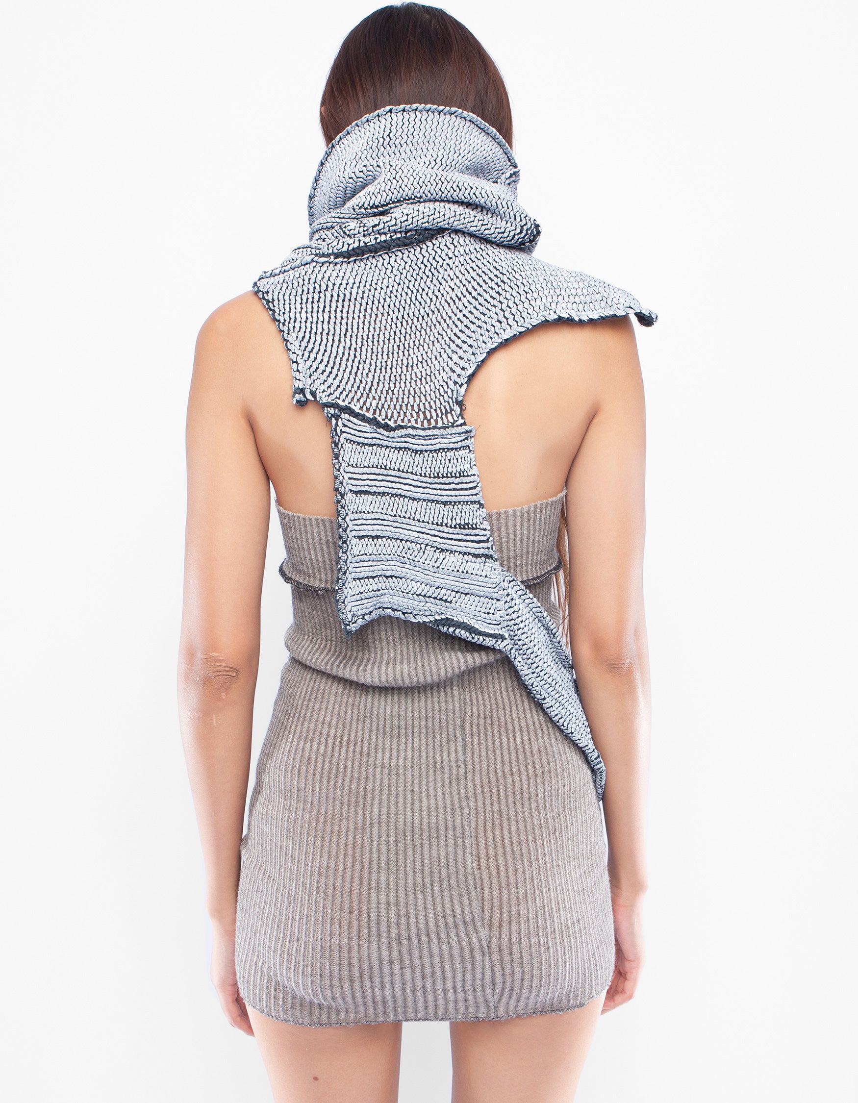 SHAWL NECK INSIGHT