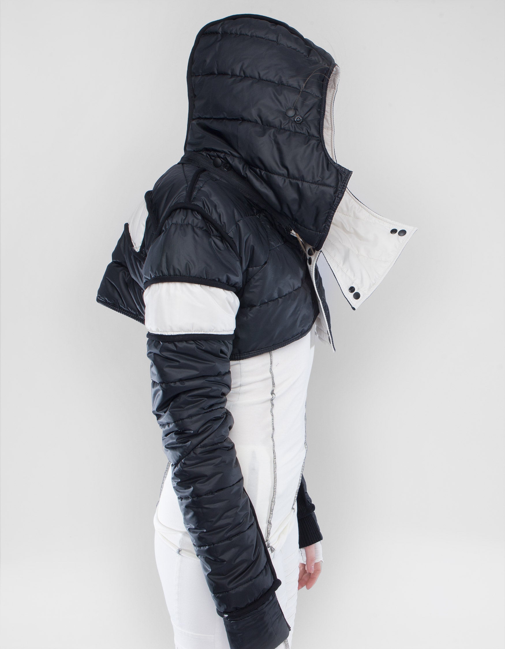 SLEEVES JACKET SHELLA W
