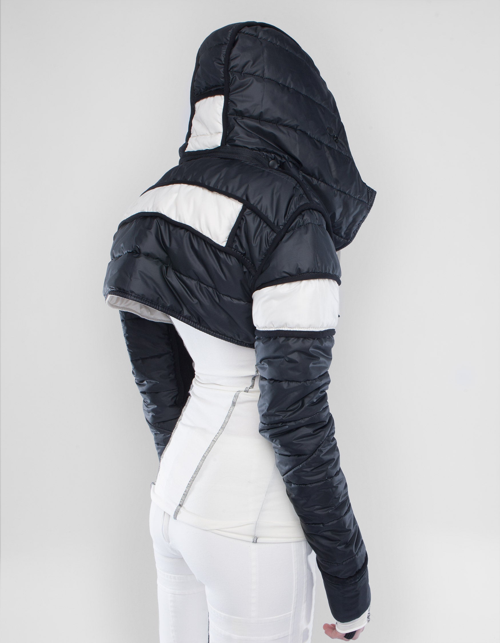 SLEEVES JACKET SHELLA W