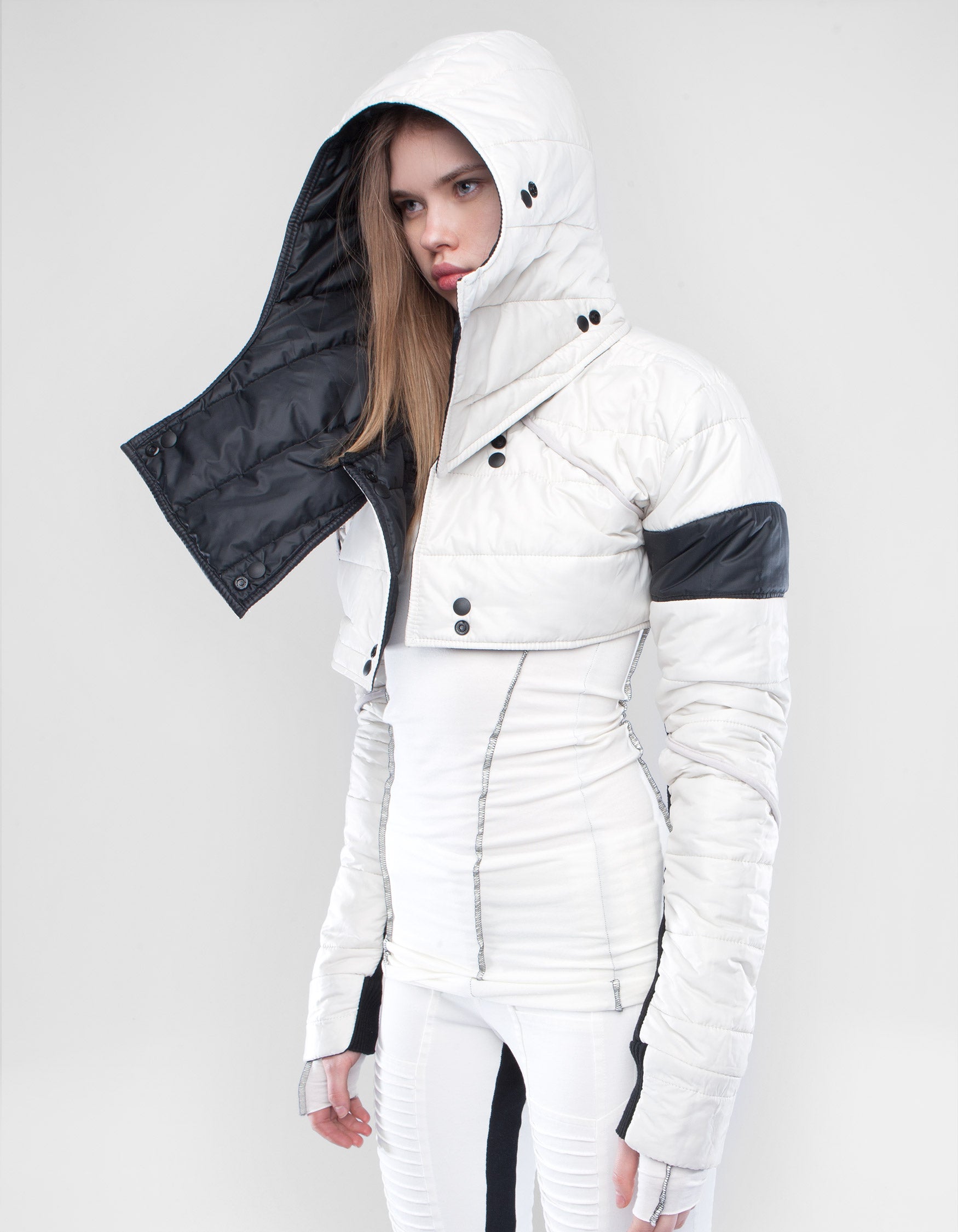 SLEEVES JACKET SHELLA W