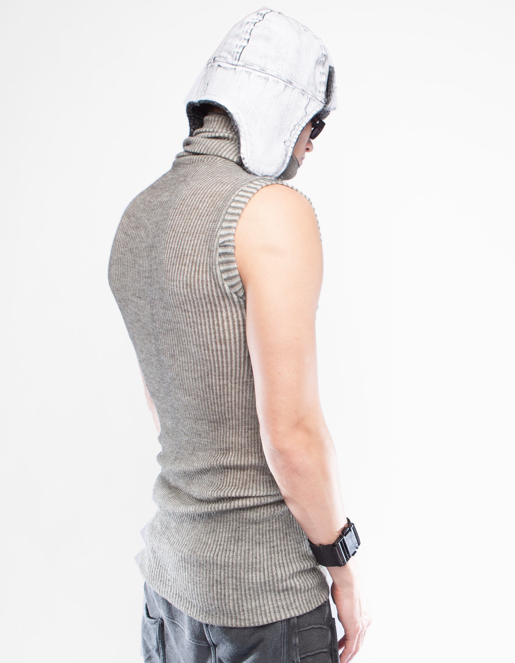 SNOW HAT INSIGHT