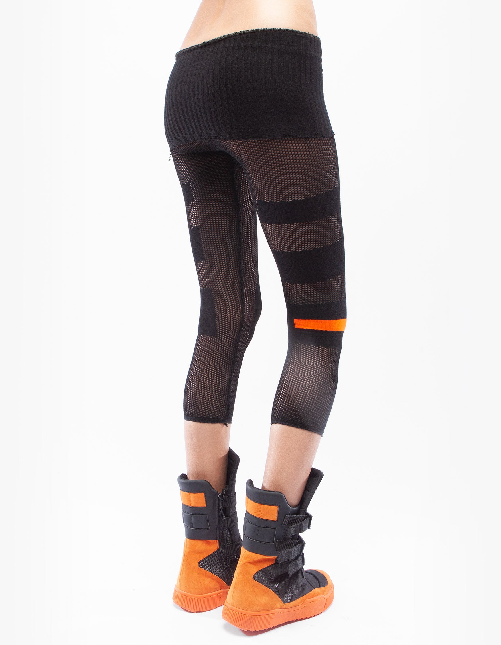 TIGHTS FORMATION