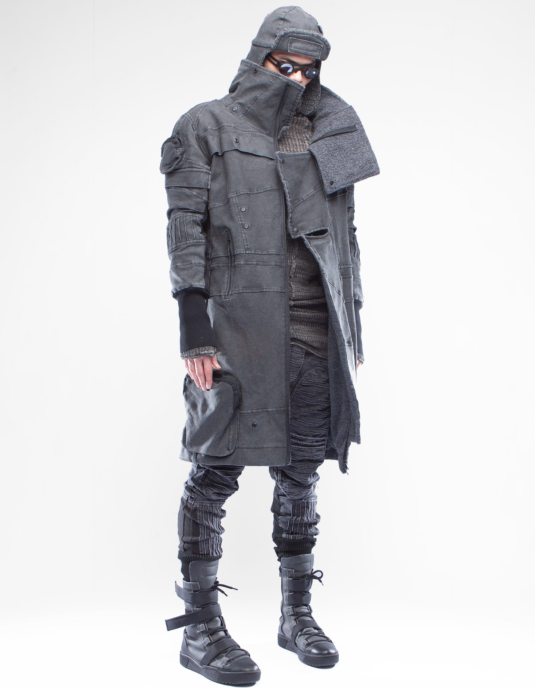 TOP COAT UNIFORM