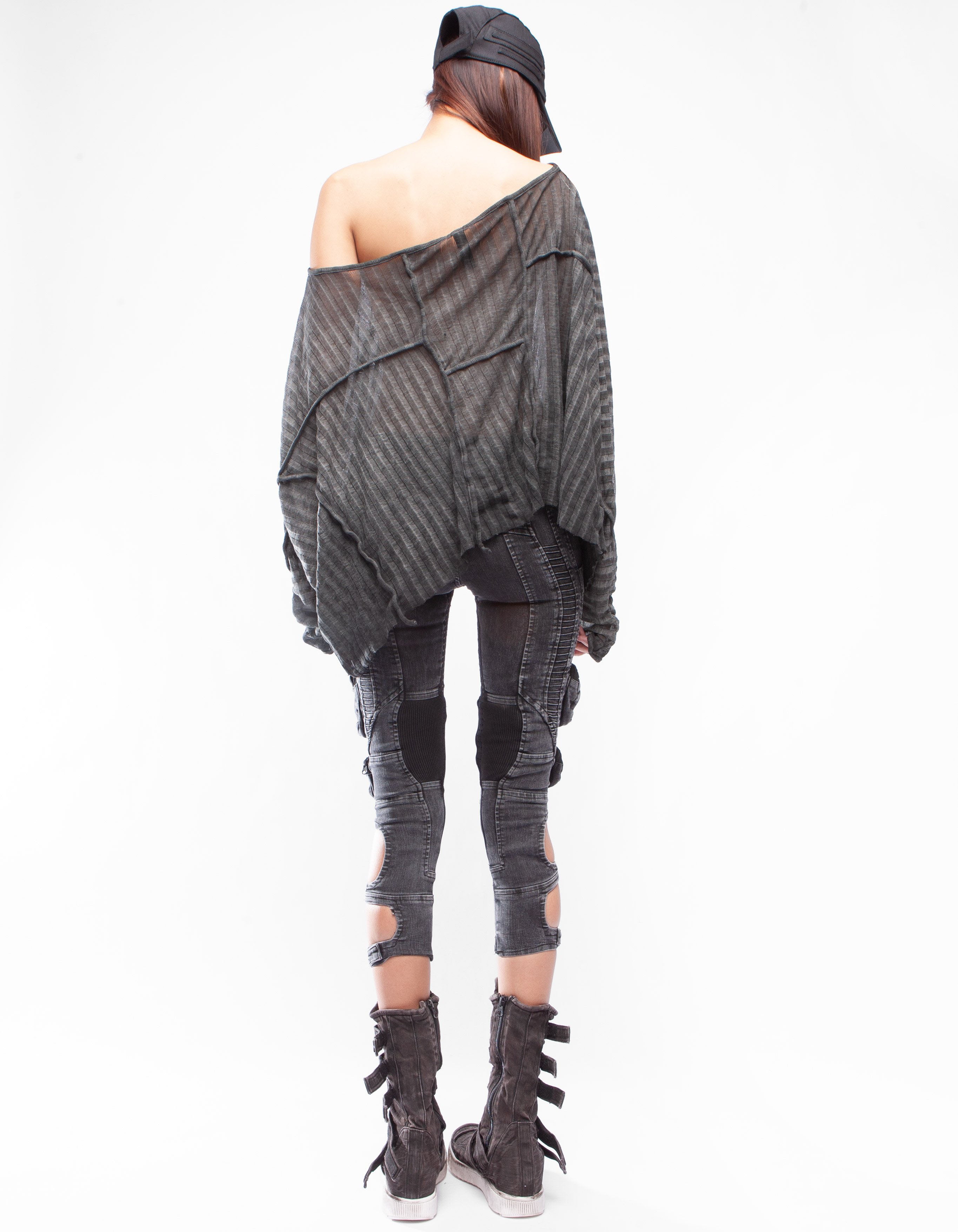 TOP OVERSIZE SHORT MATTER