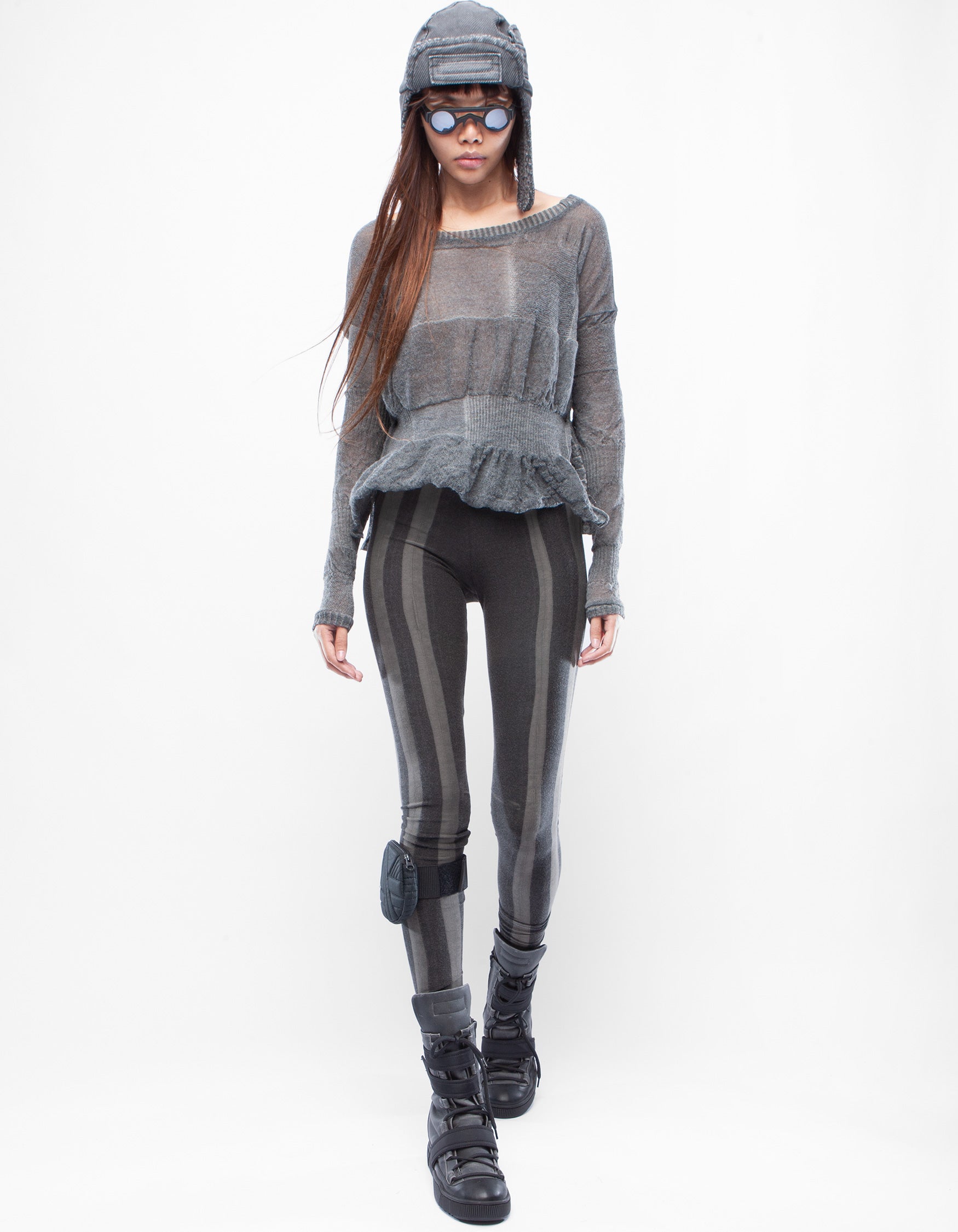 TOP SHORT GREY FORM