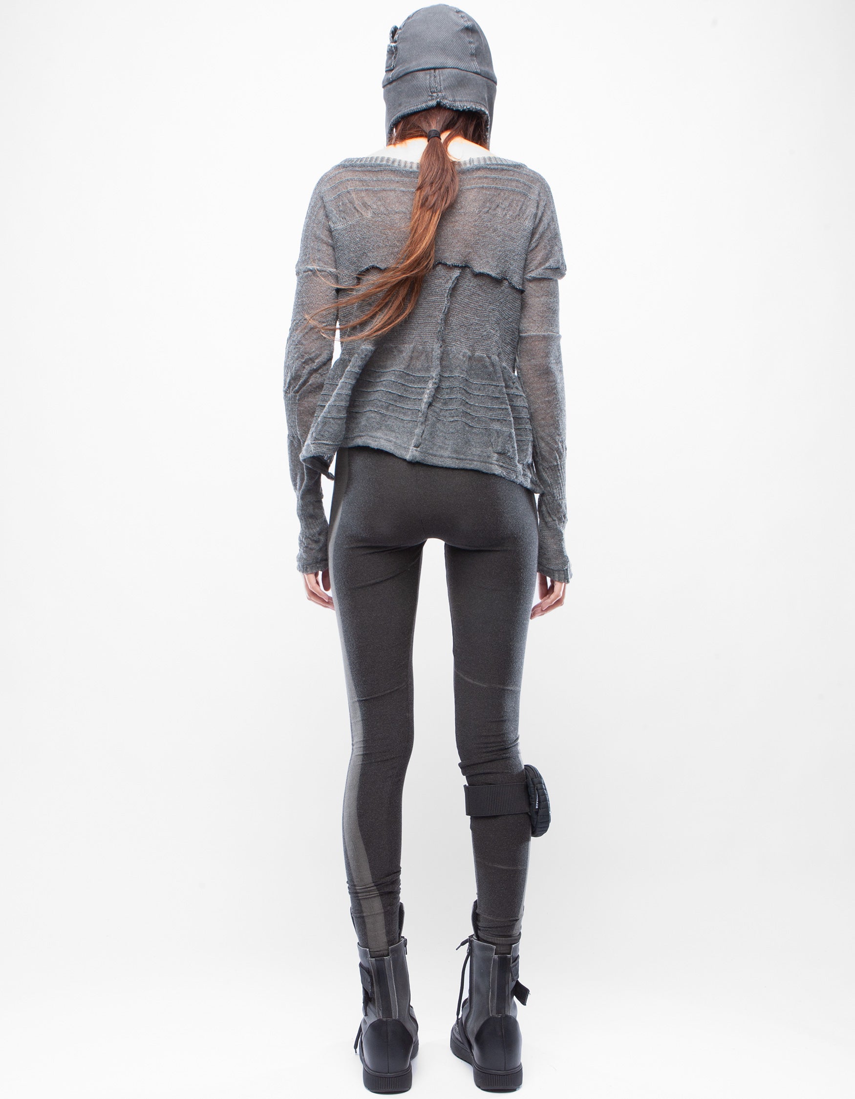 TOP SHORT GREY FORM