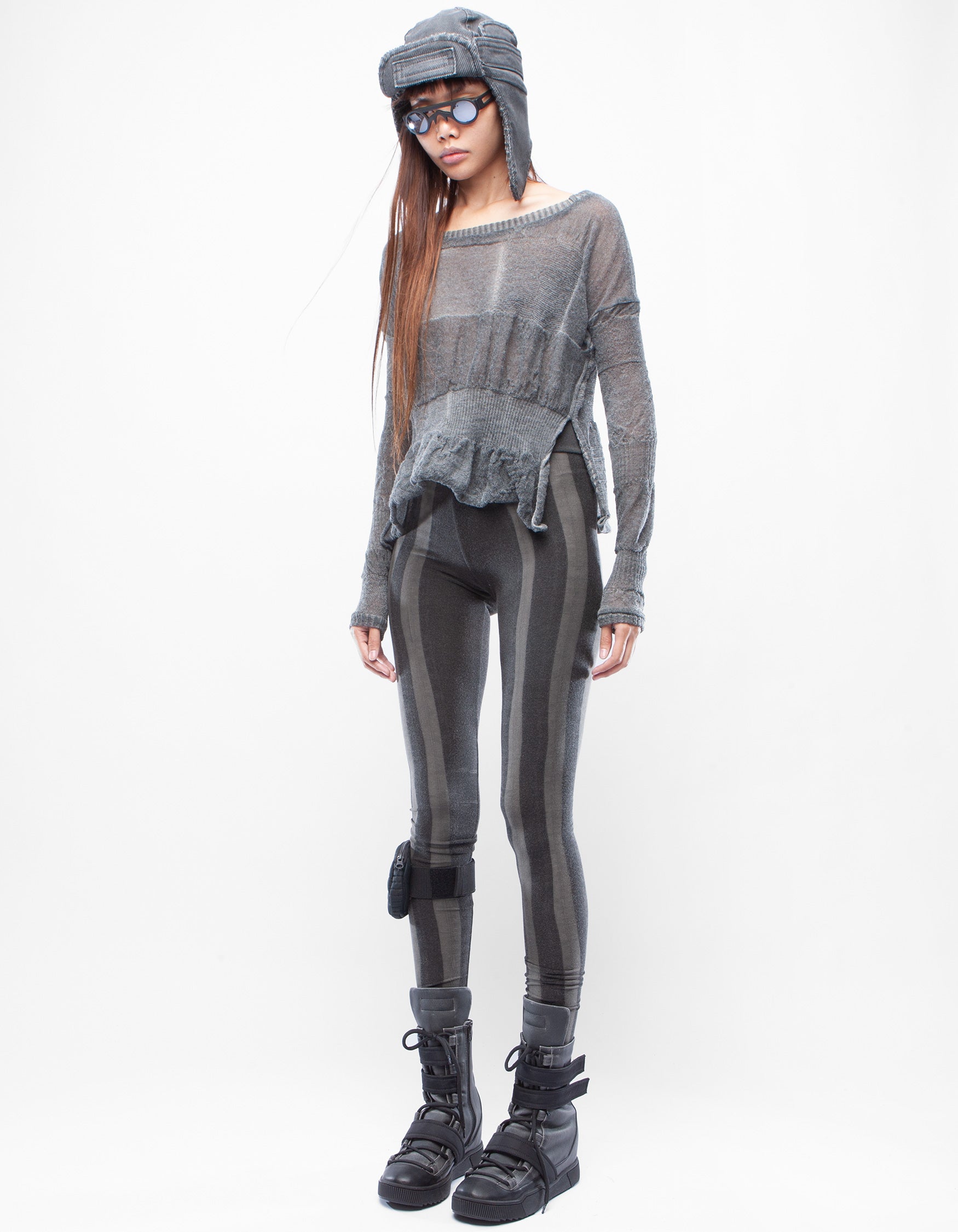 TOP SHORT GREY FORM