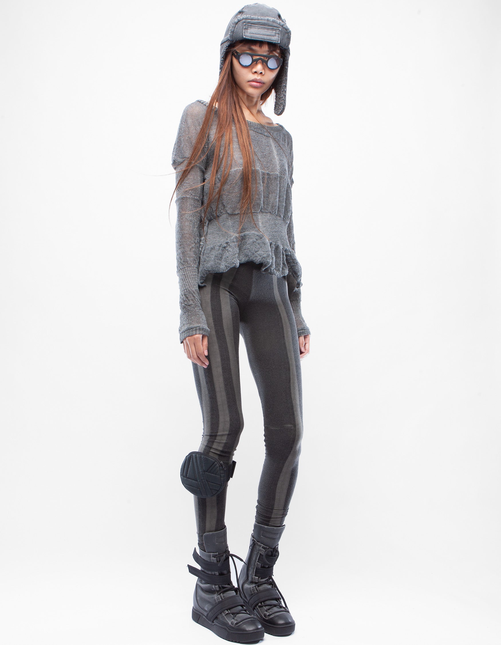 TOP SHORT GREY FORM
