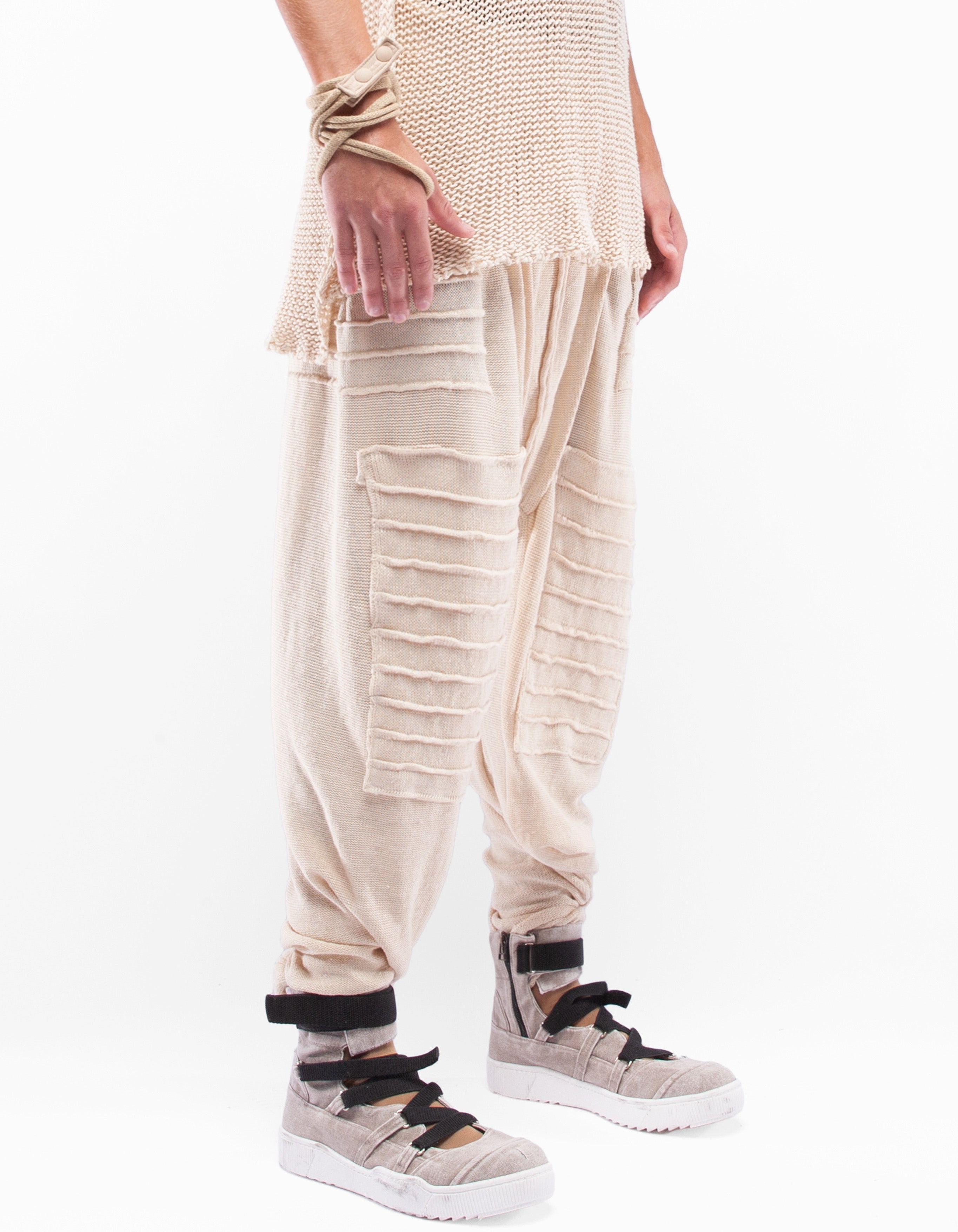 TROUSERS HIGHER SELF M
