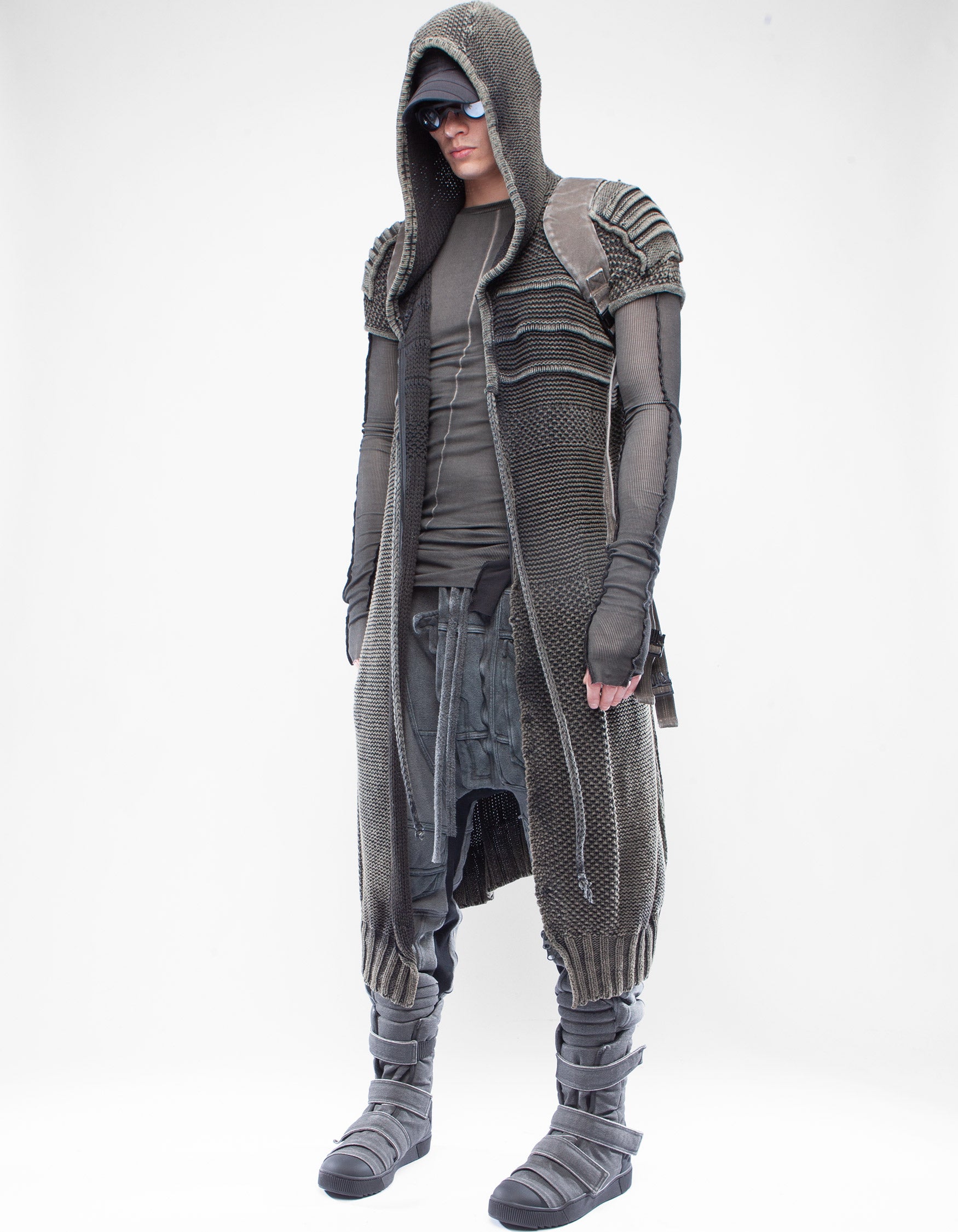 VEST CARDIGAN GATEWAY