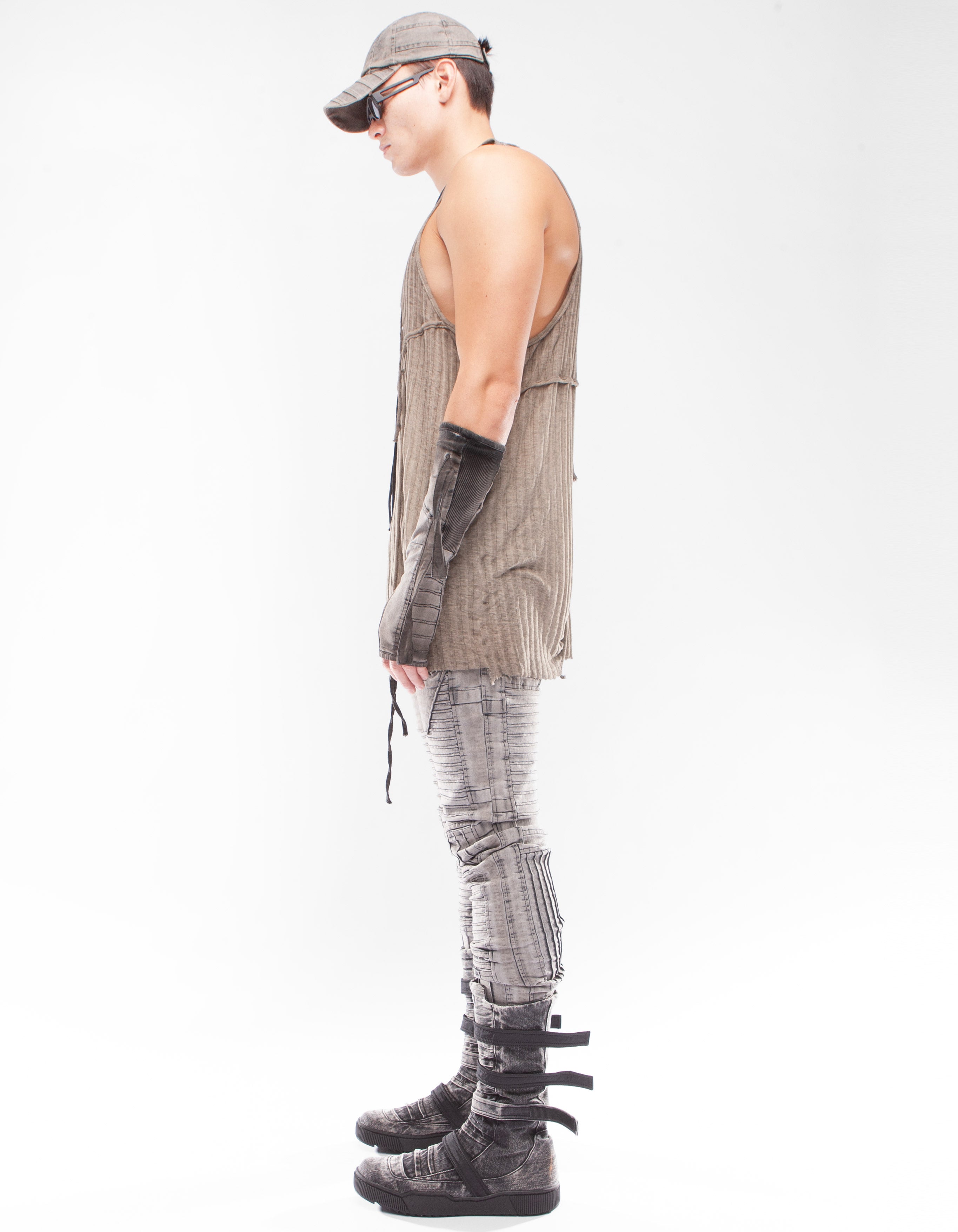 VEST EARTH MATTER
