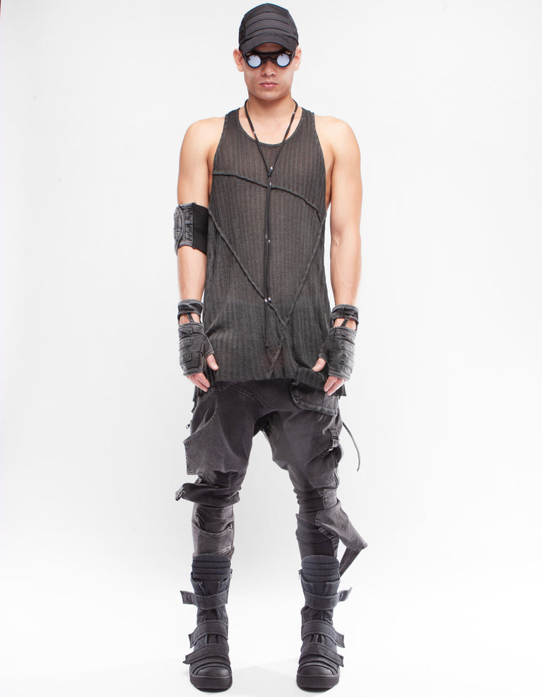 VEST MATTER M