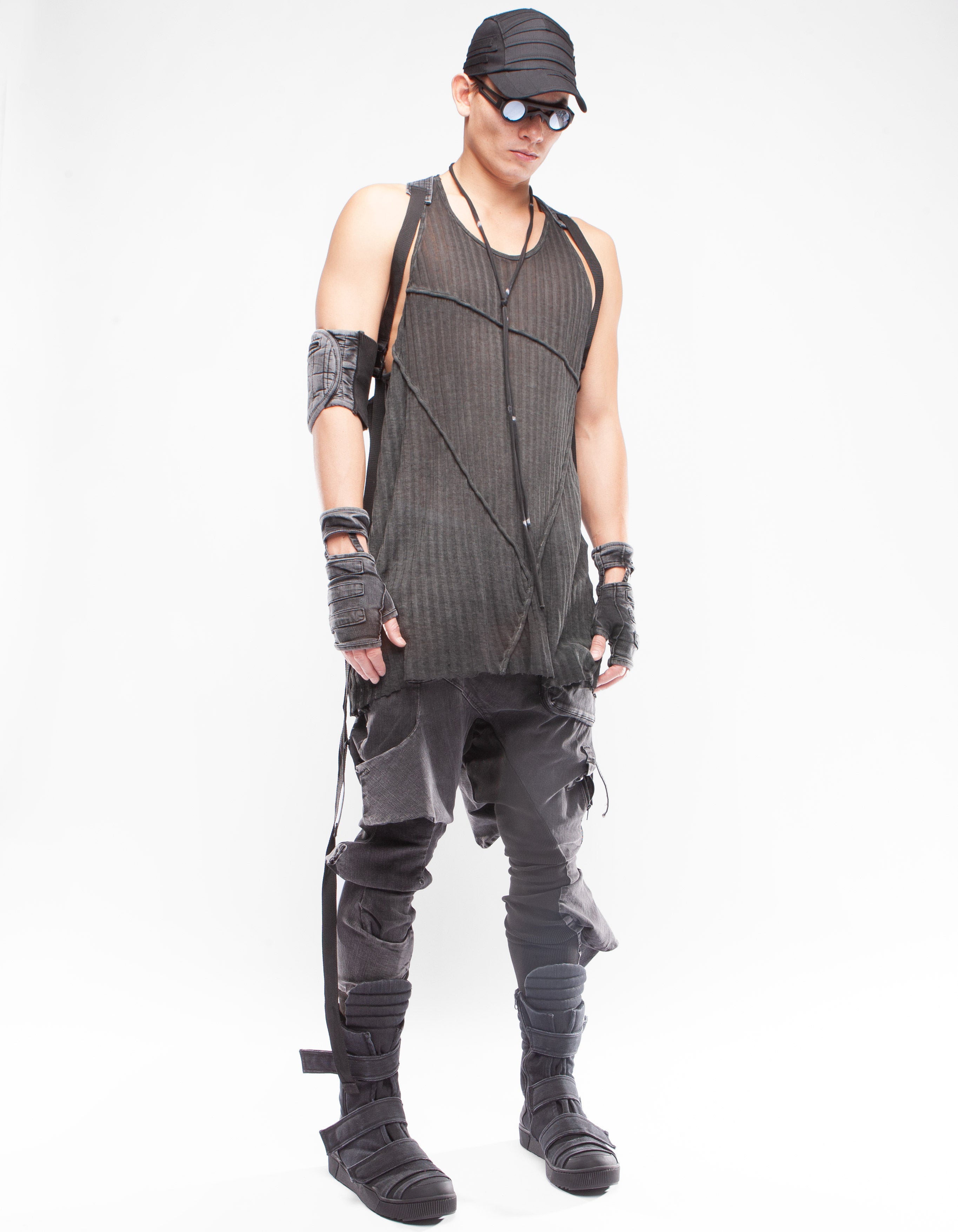 VEST MATTER M