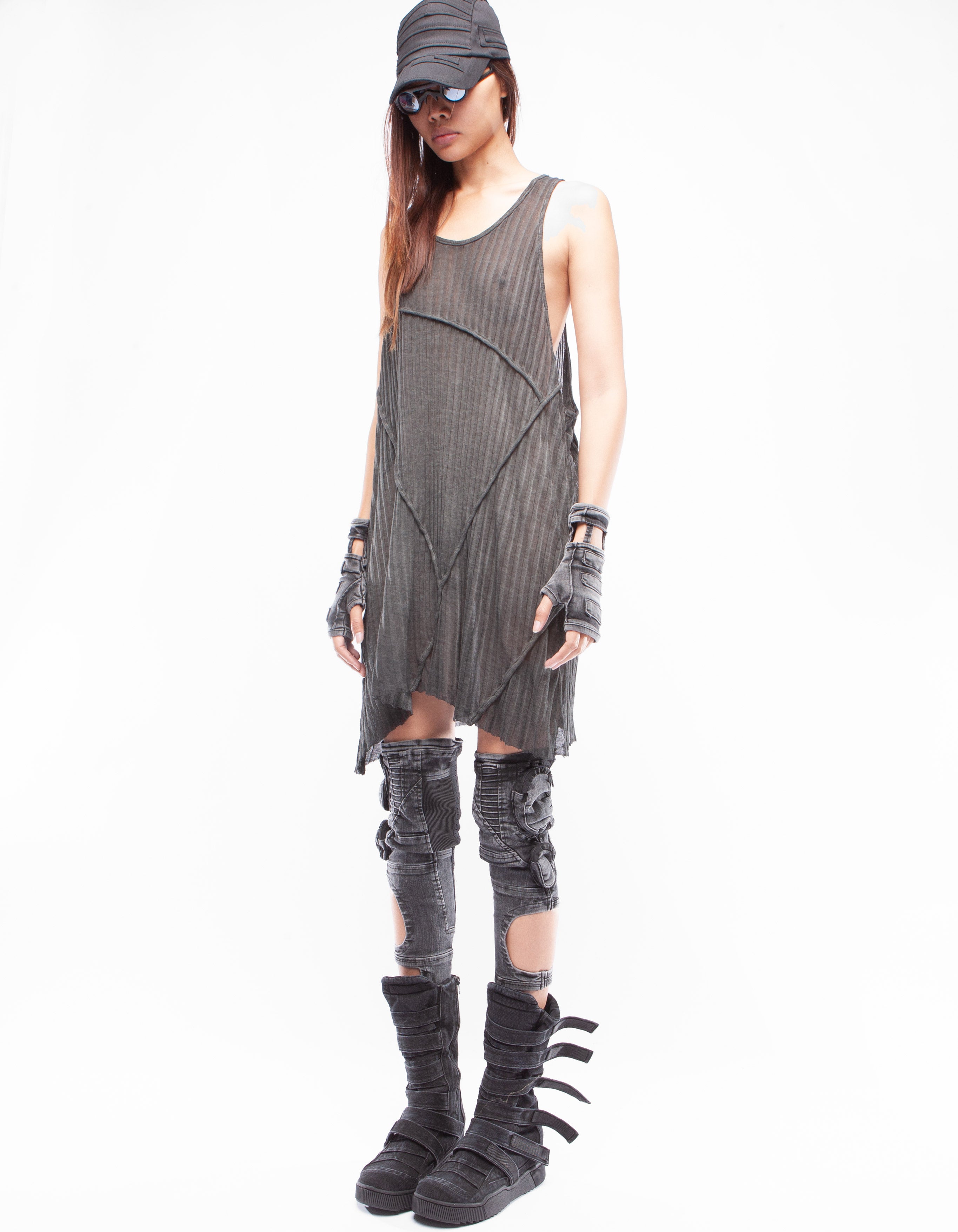 VEST MATTER W