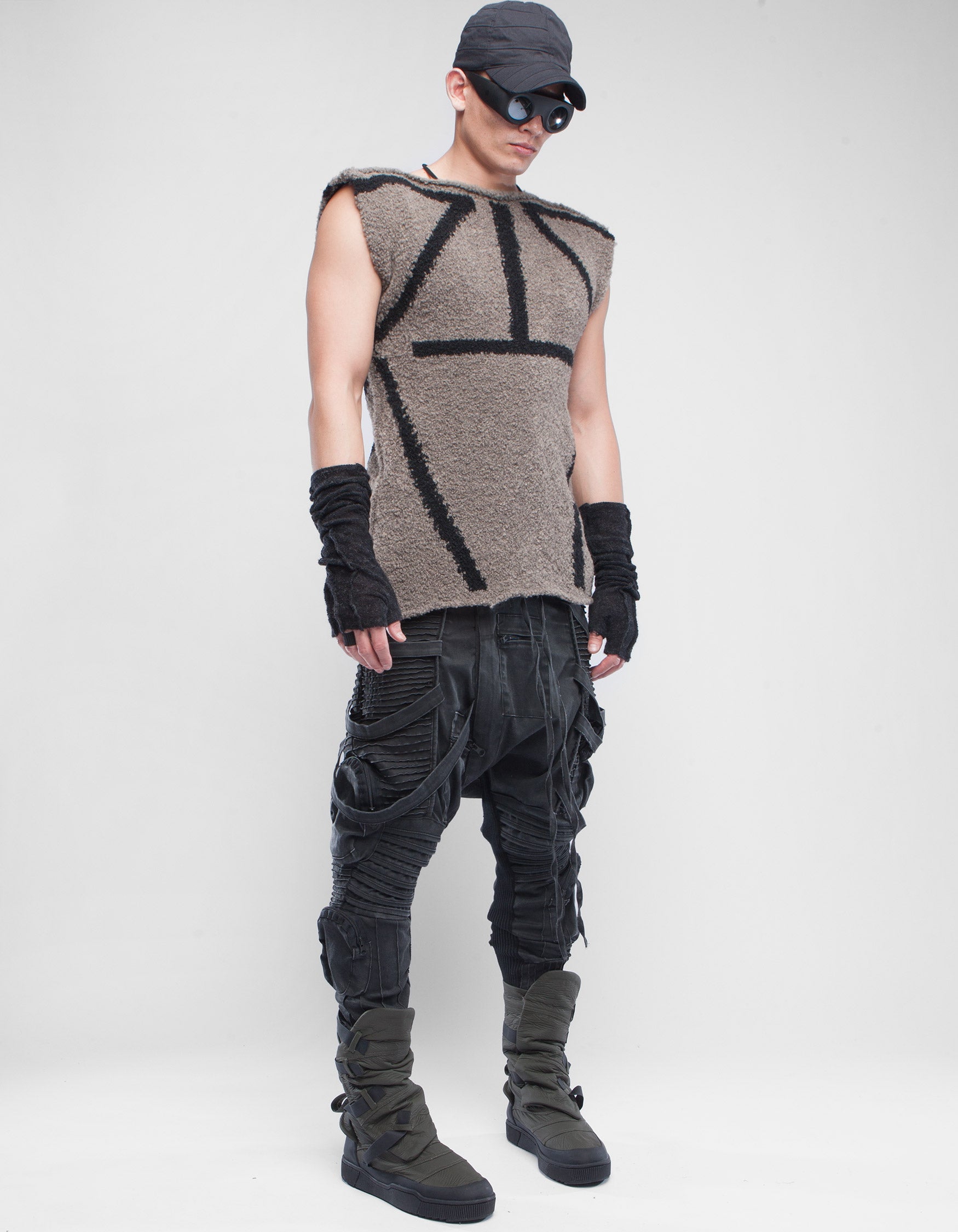 VEST NAM