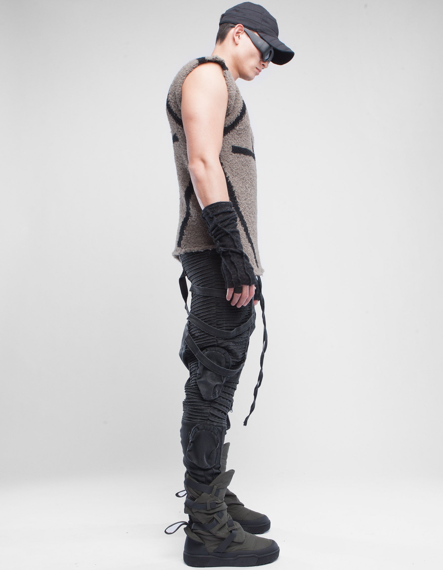 VEST NAM
