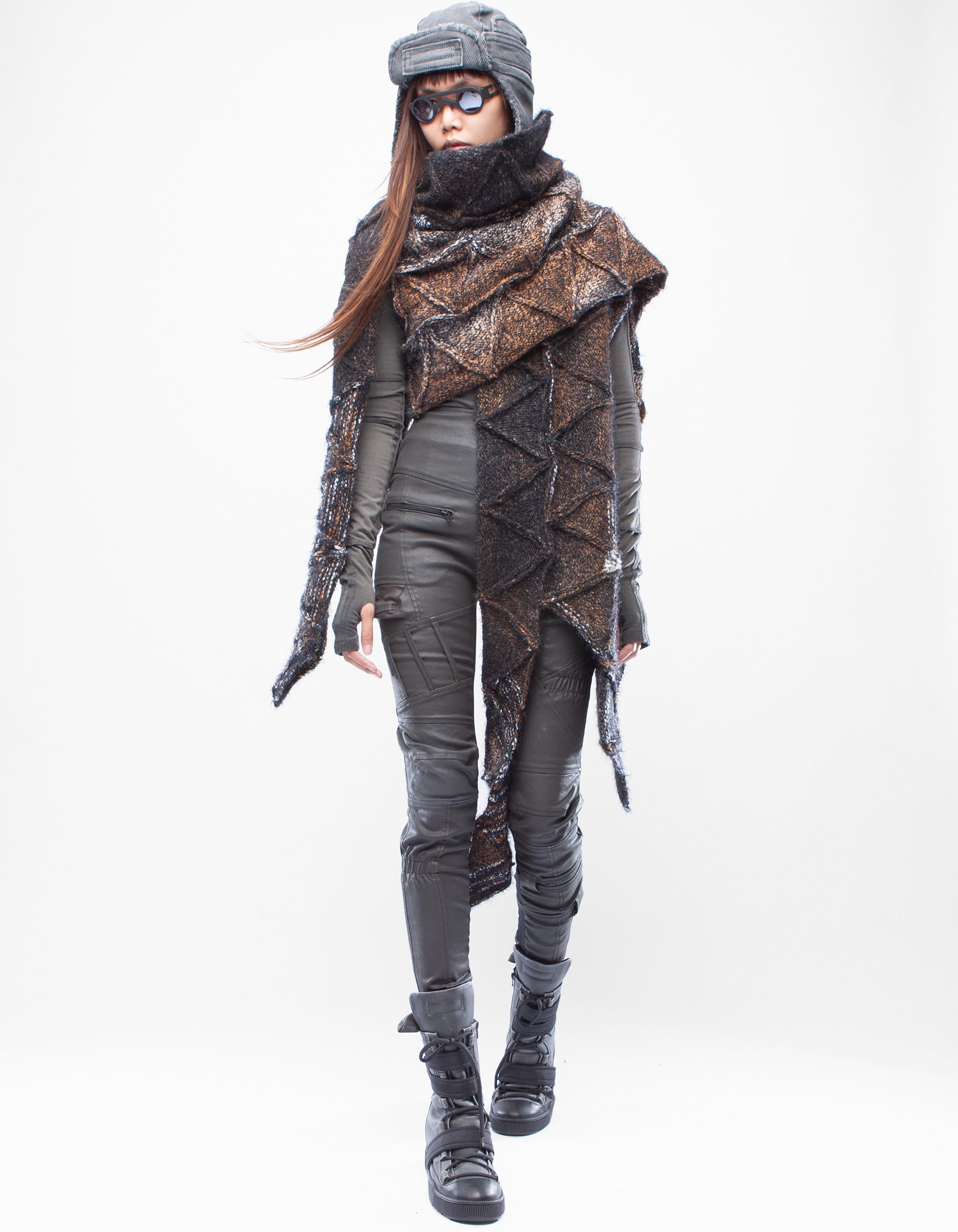 VEST SHAWL ENDLESS