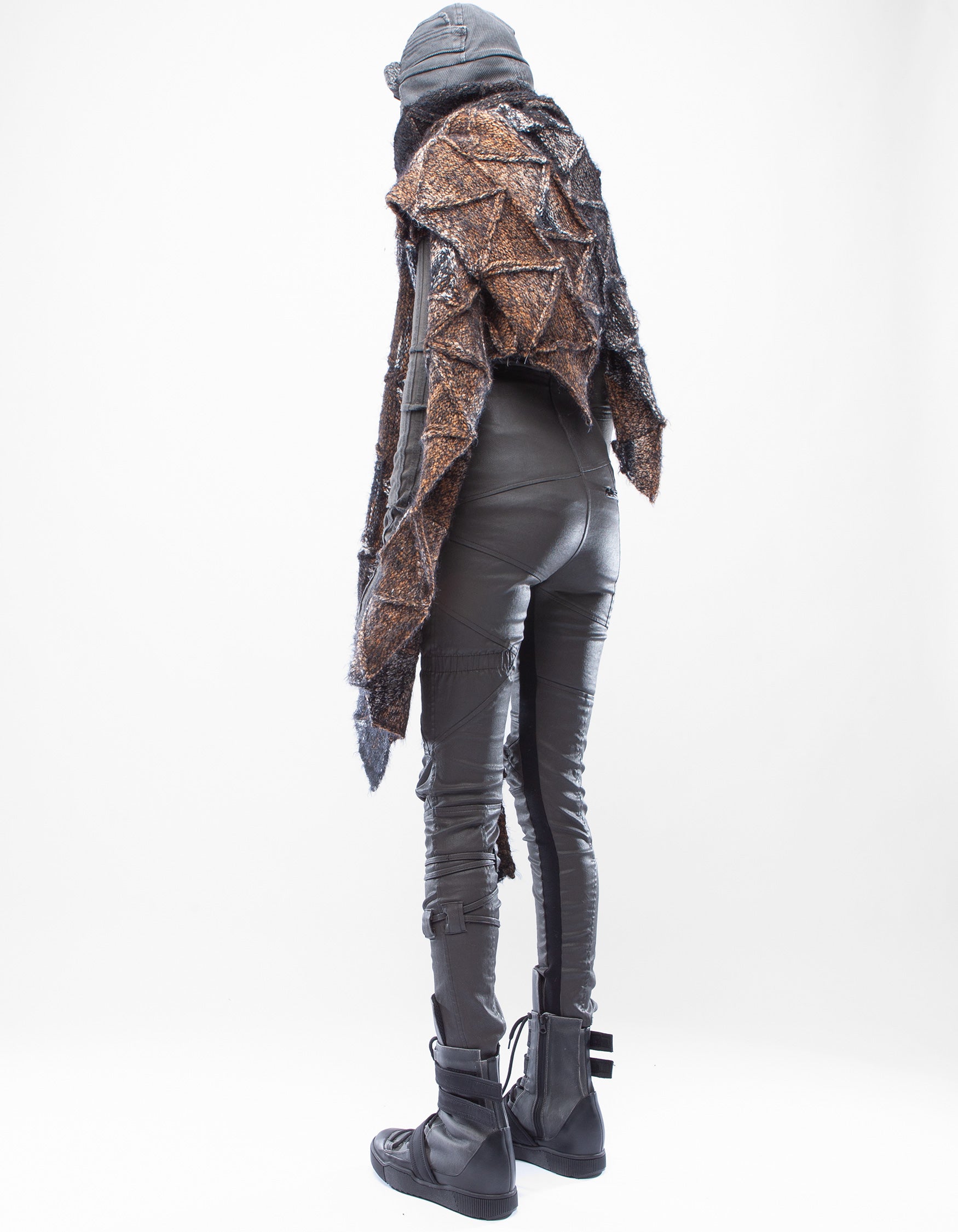 VEST SHAWL ENDLESS
