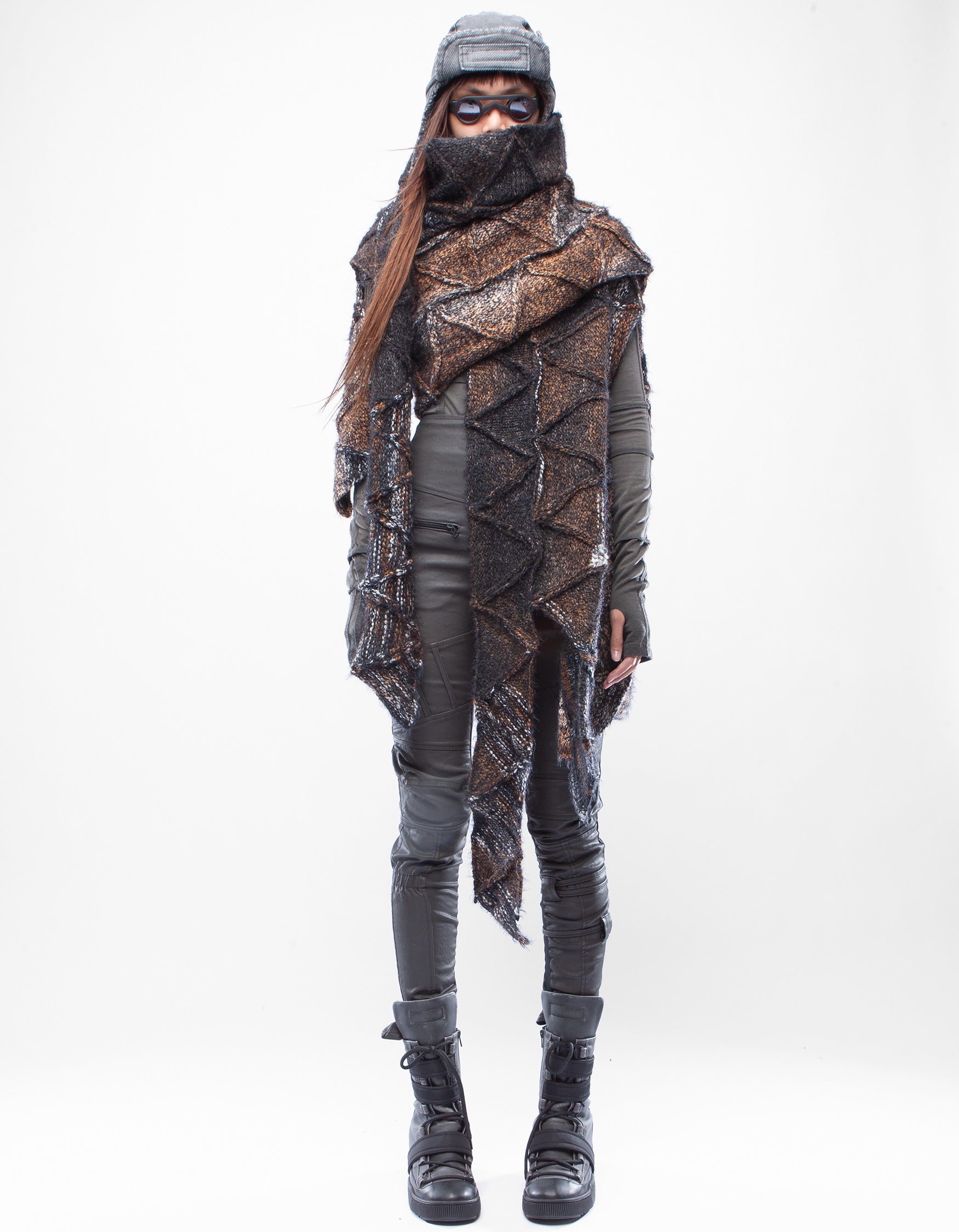 VEST SHAWL ENDLESS