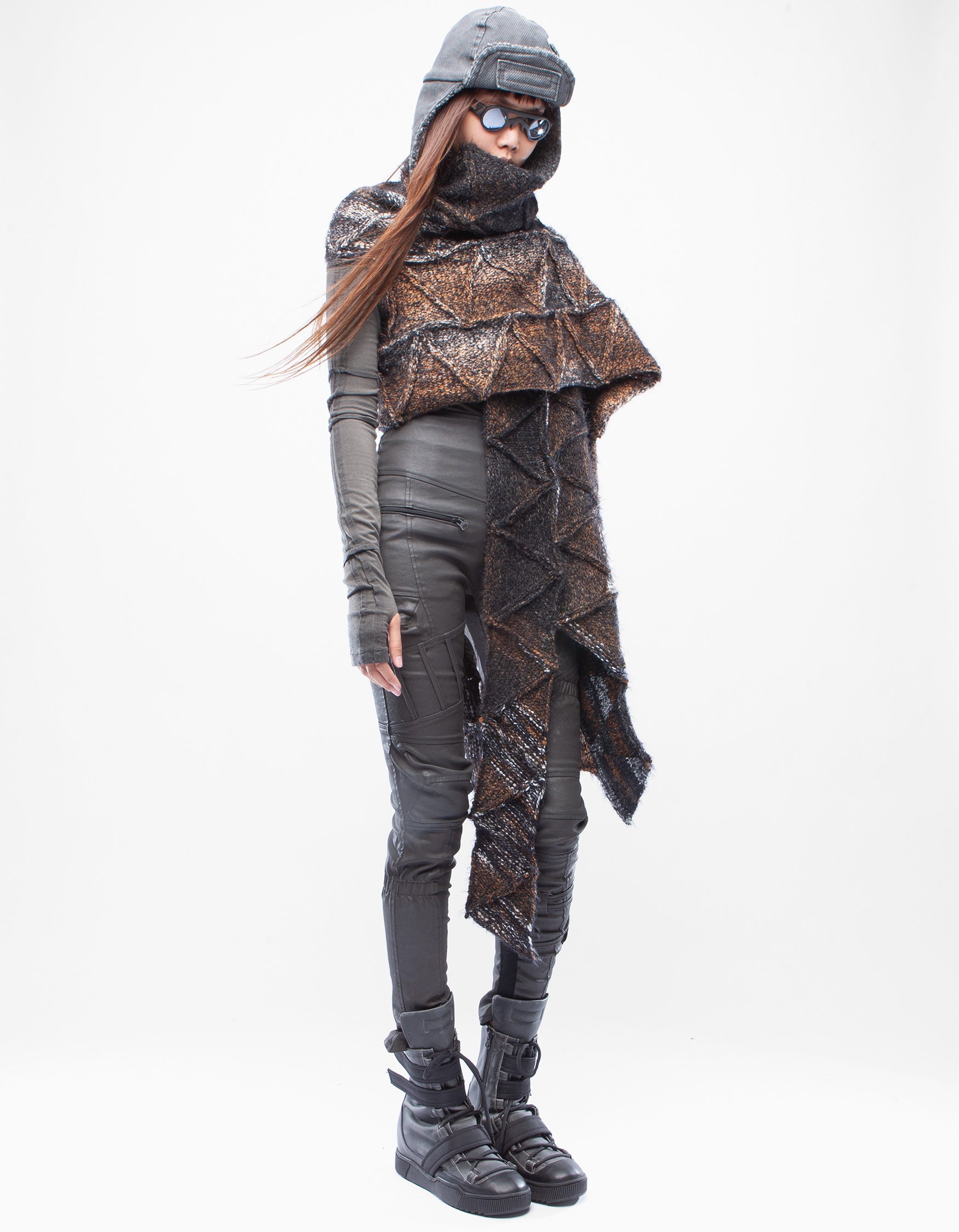 VEST SHAWL ENDLESS