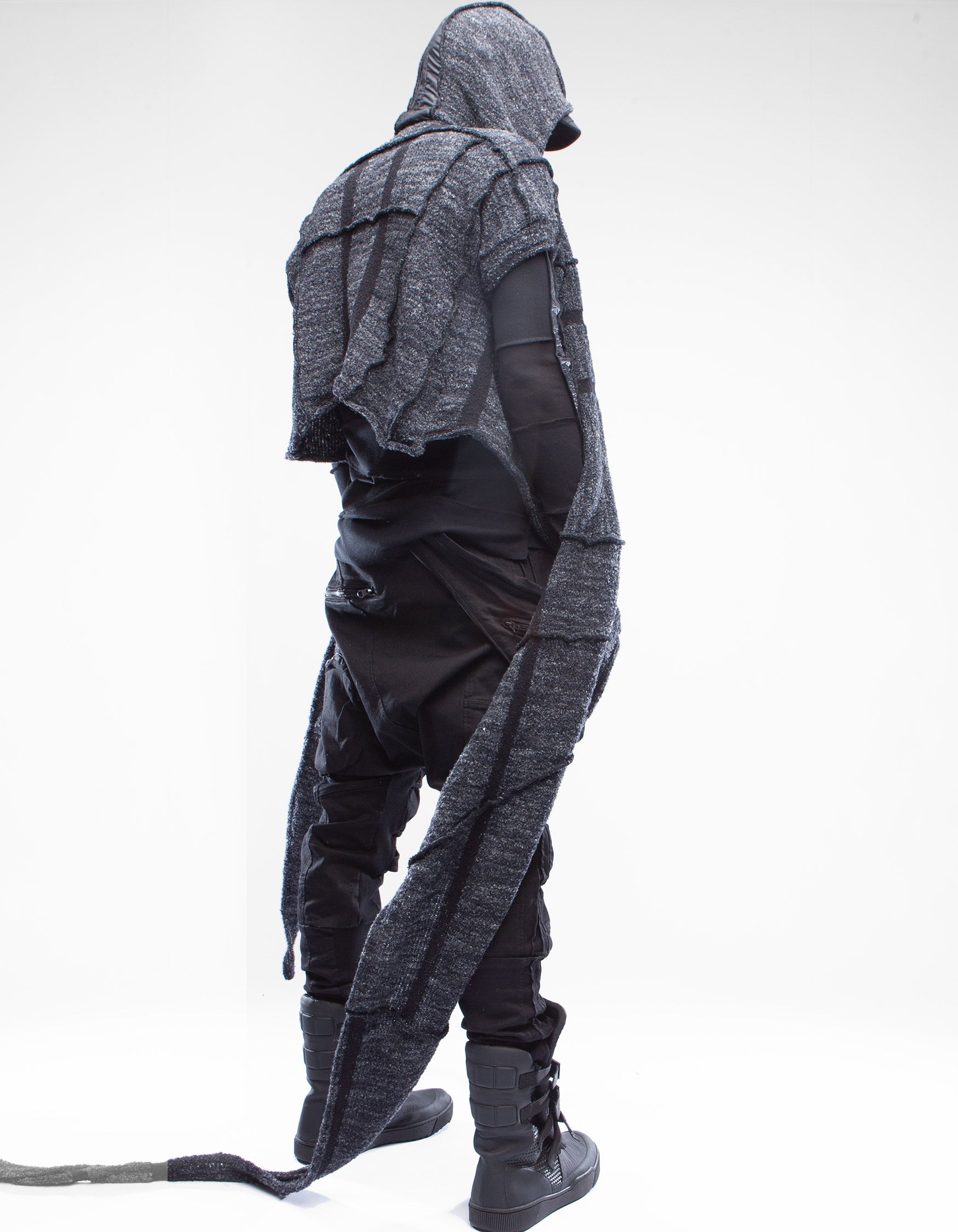 VEST SHAWL RESONANCE