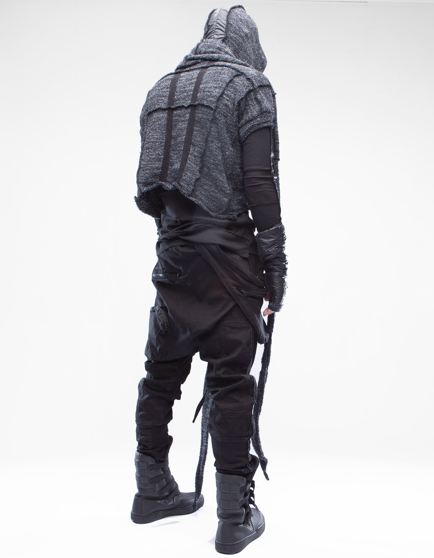 VEST SHAWL RESONANCE